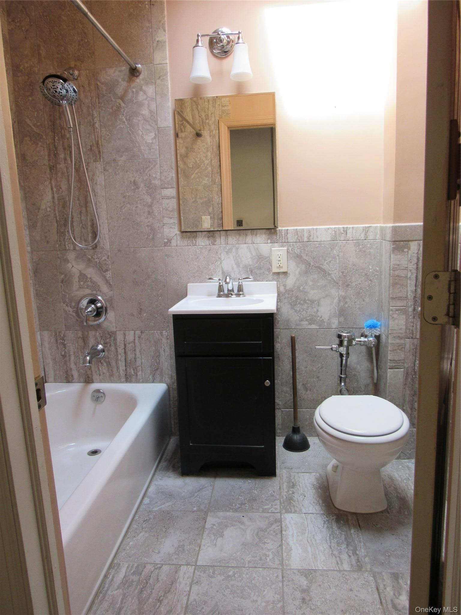Single Family 86th Queens, NY 11417, MLS-1003433-10