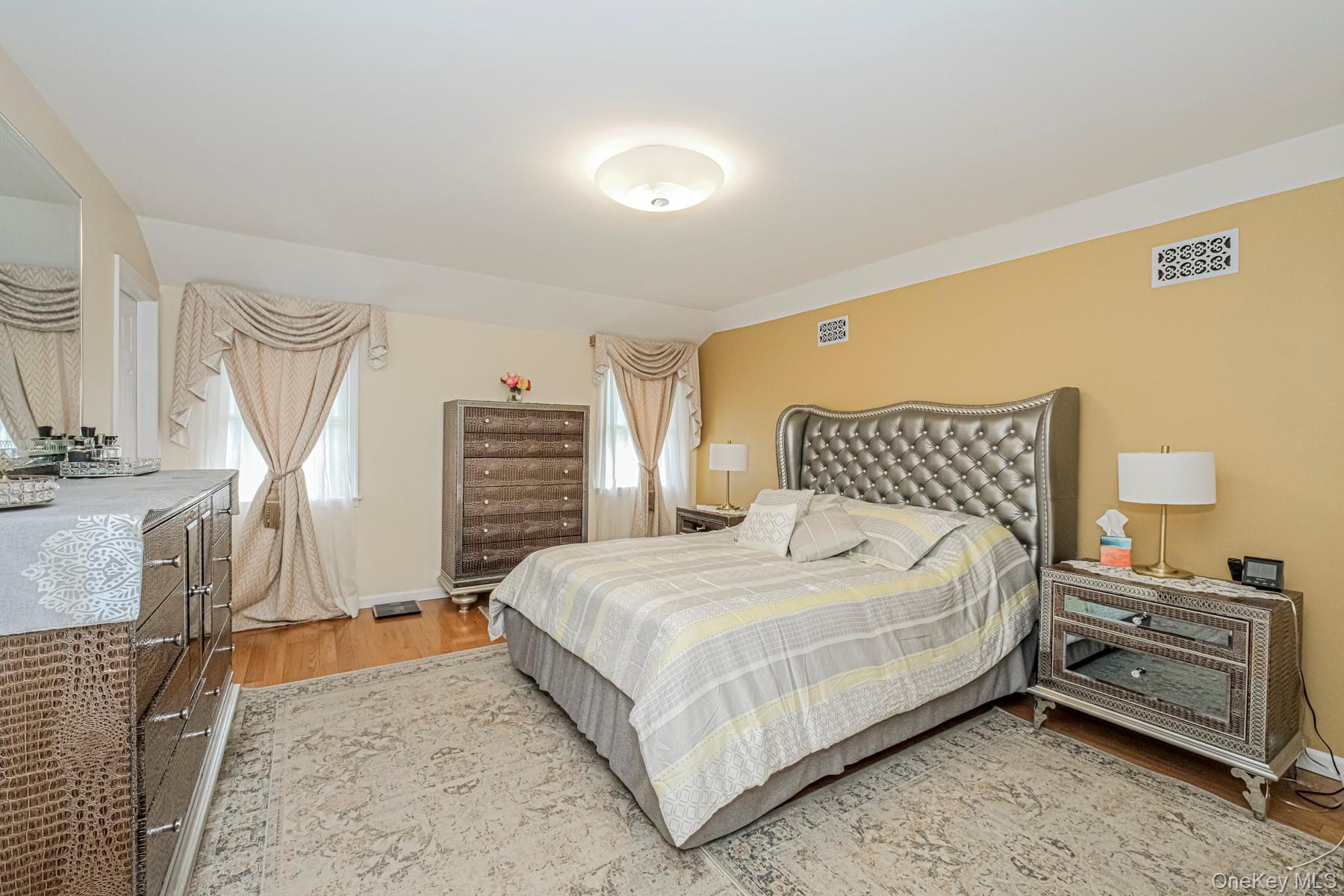 Single Family Putters Ct Staten Island, NY 10301, MLS-1003451-26