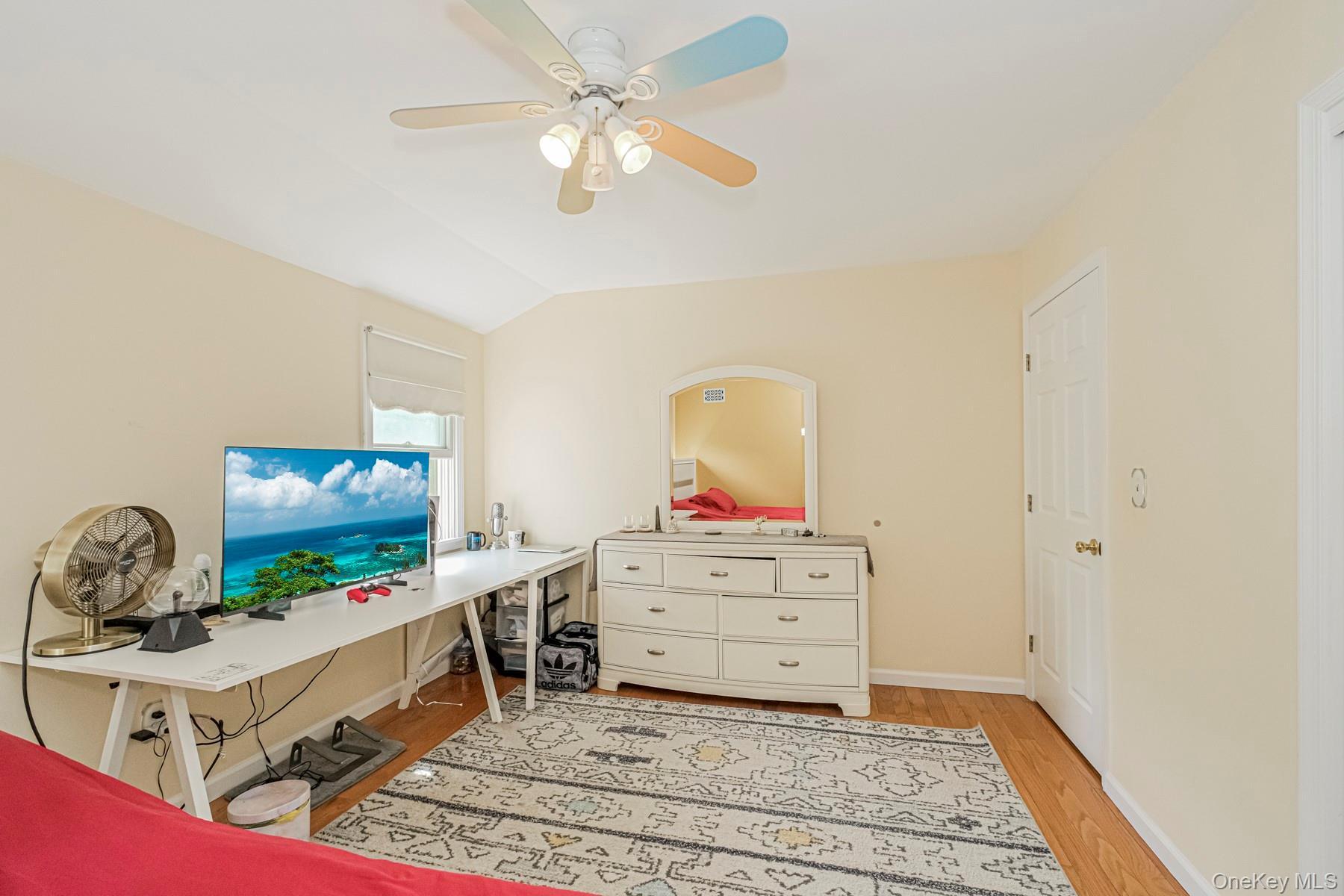 Single Family Putters Ct Staten Island, NY 10301, MLS-1003451-31