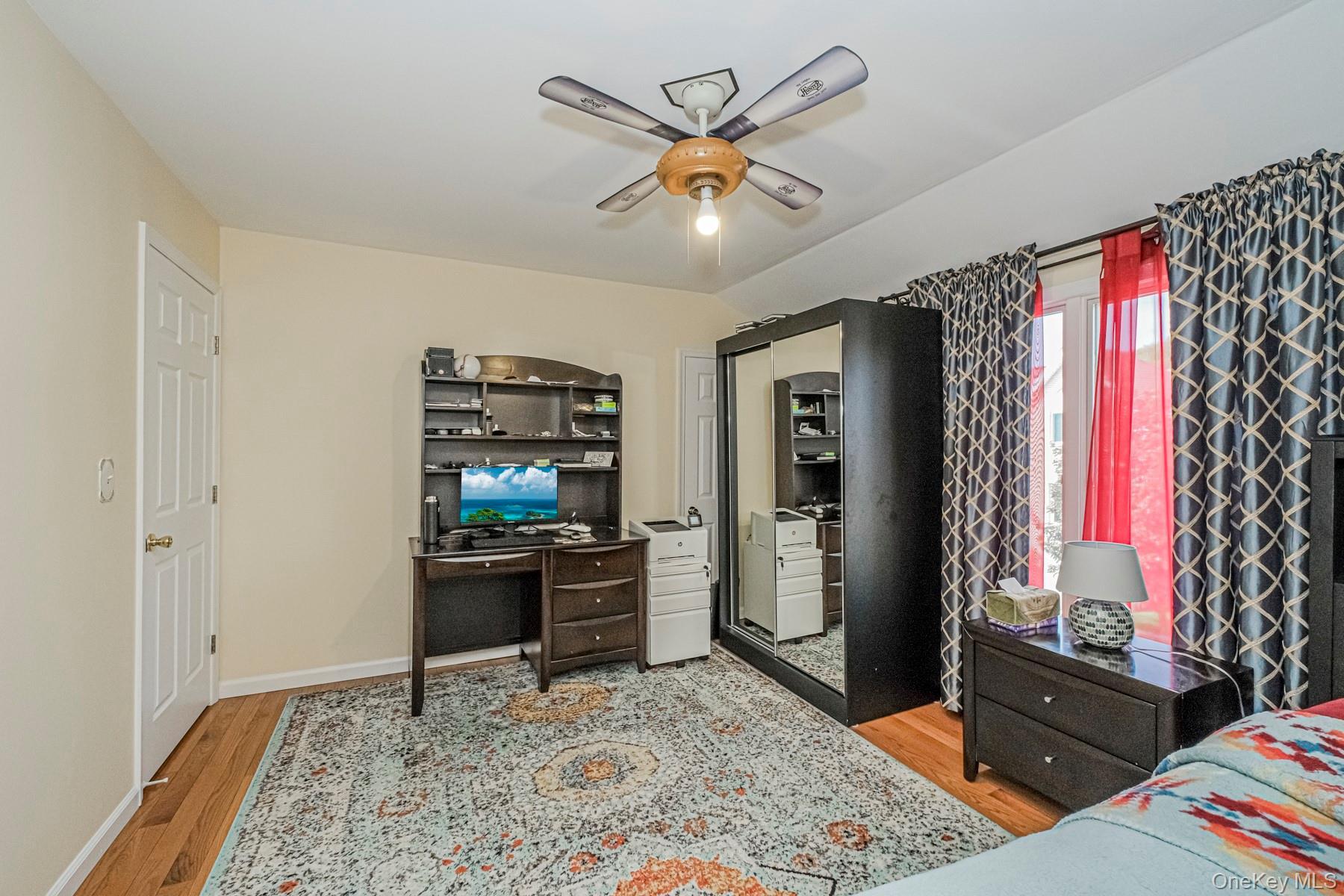 Single Family Putters Ct Staten Island, NY 10301, MLS-1003451-34