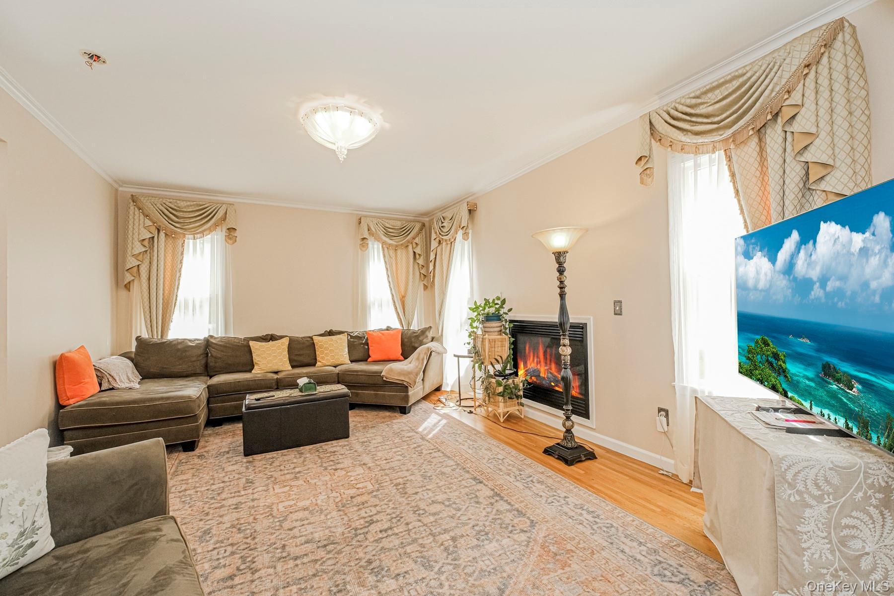 Single Family Putters Ct Staten Island, NY 10301, MLS-1003451-8