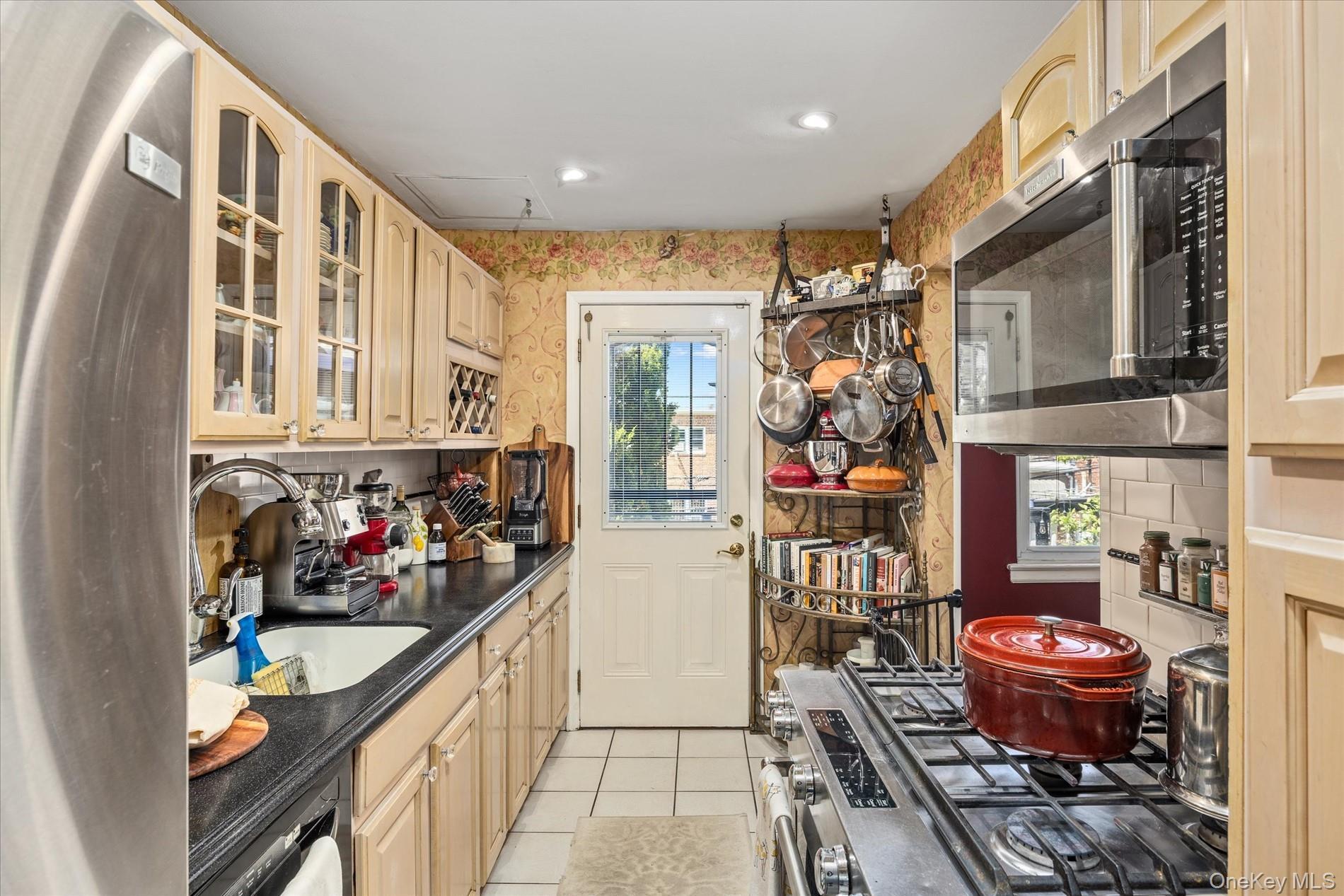 Single Family Starr Street Queens, NY 11385, MLS-1003460-13