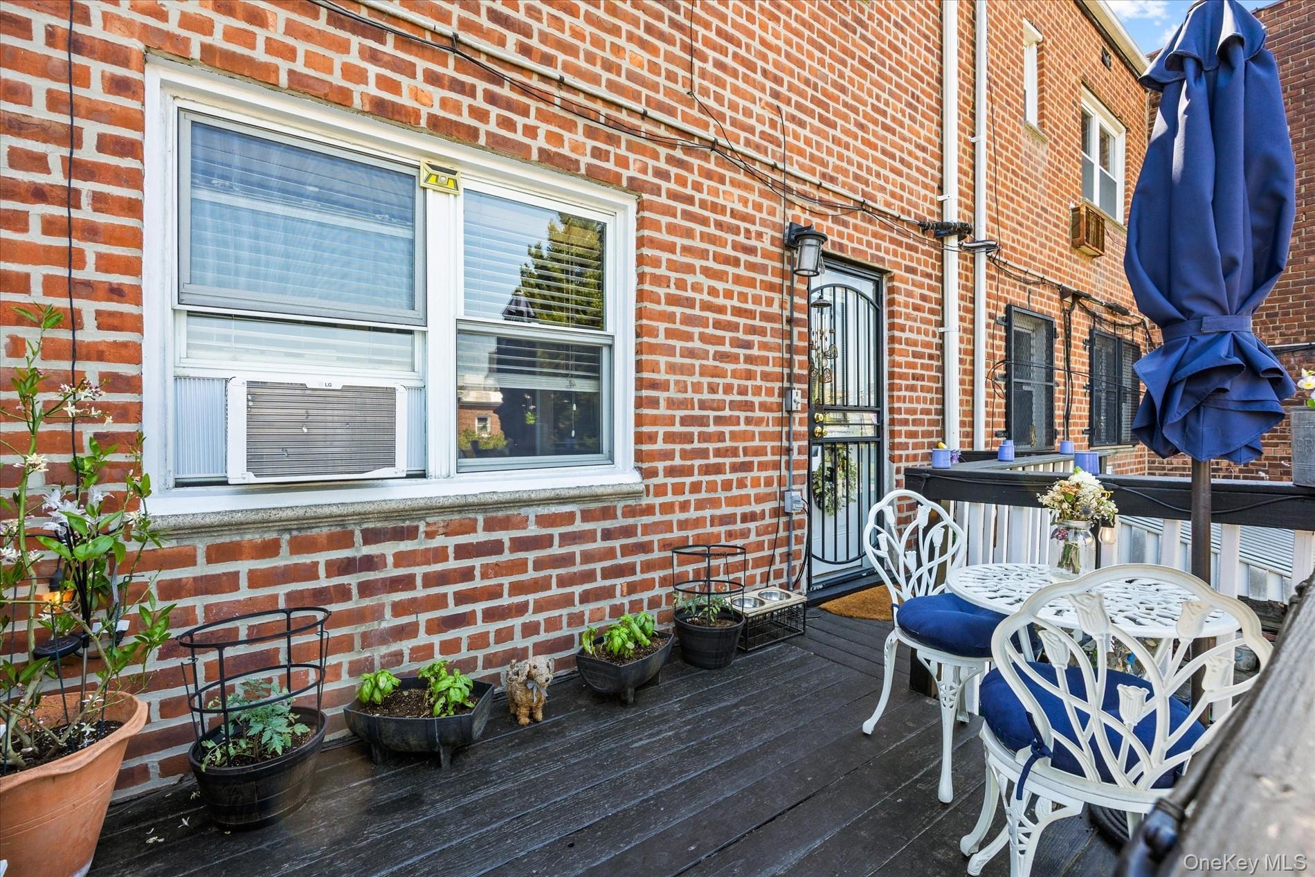 Single Family Starr Street Queens, NY 11385, MLS-1003460-15
