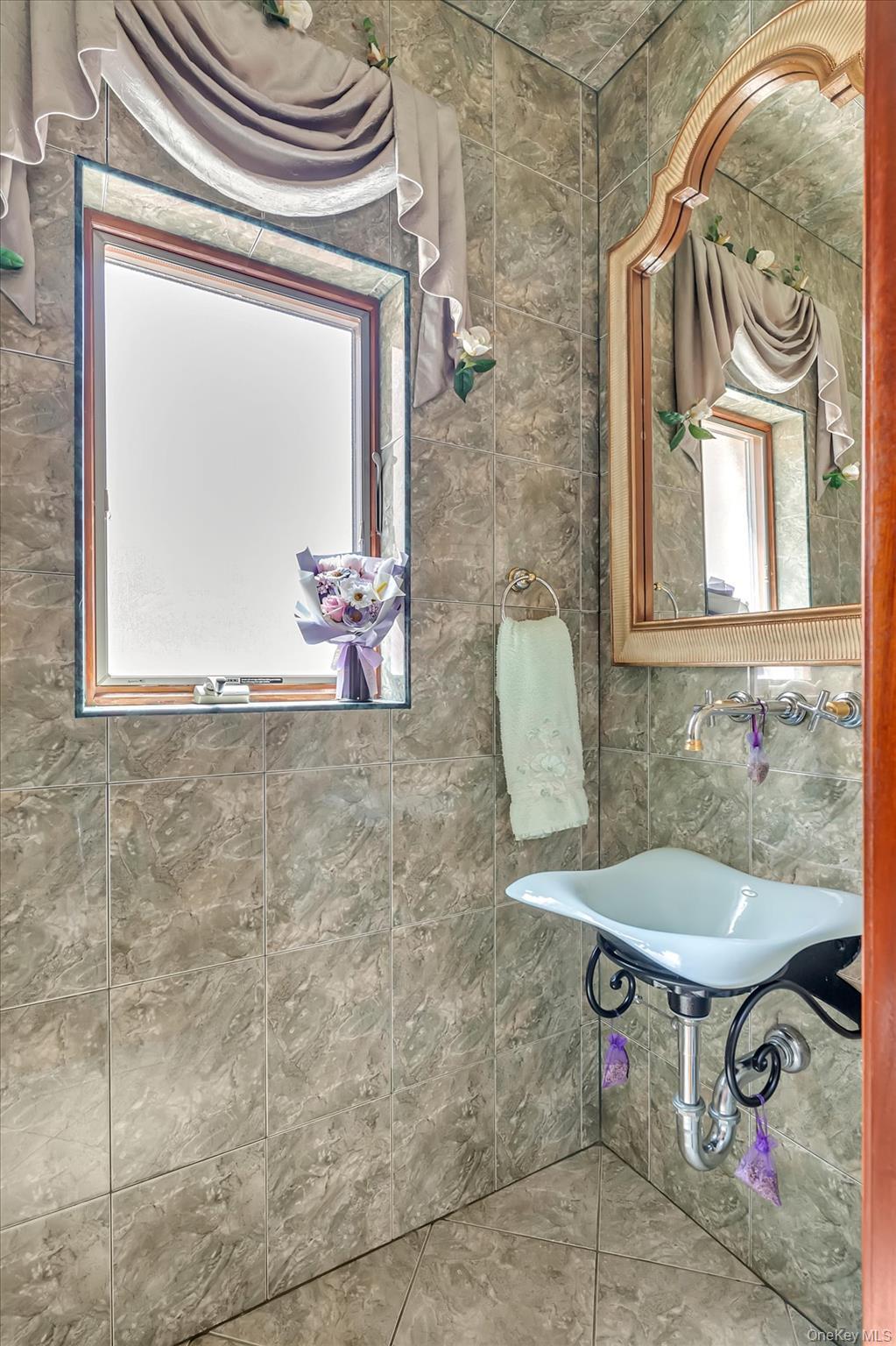 Single Family Aberdeen Road Queens, NY 11432, MLS-1003462-11