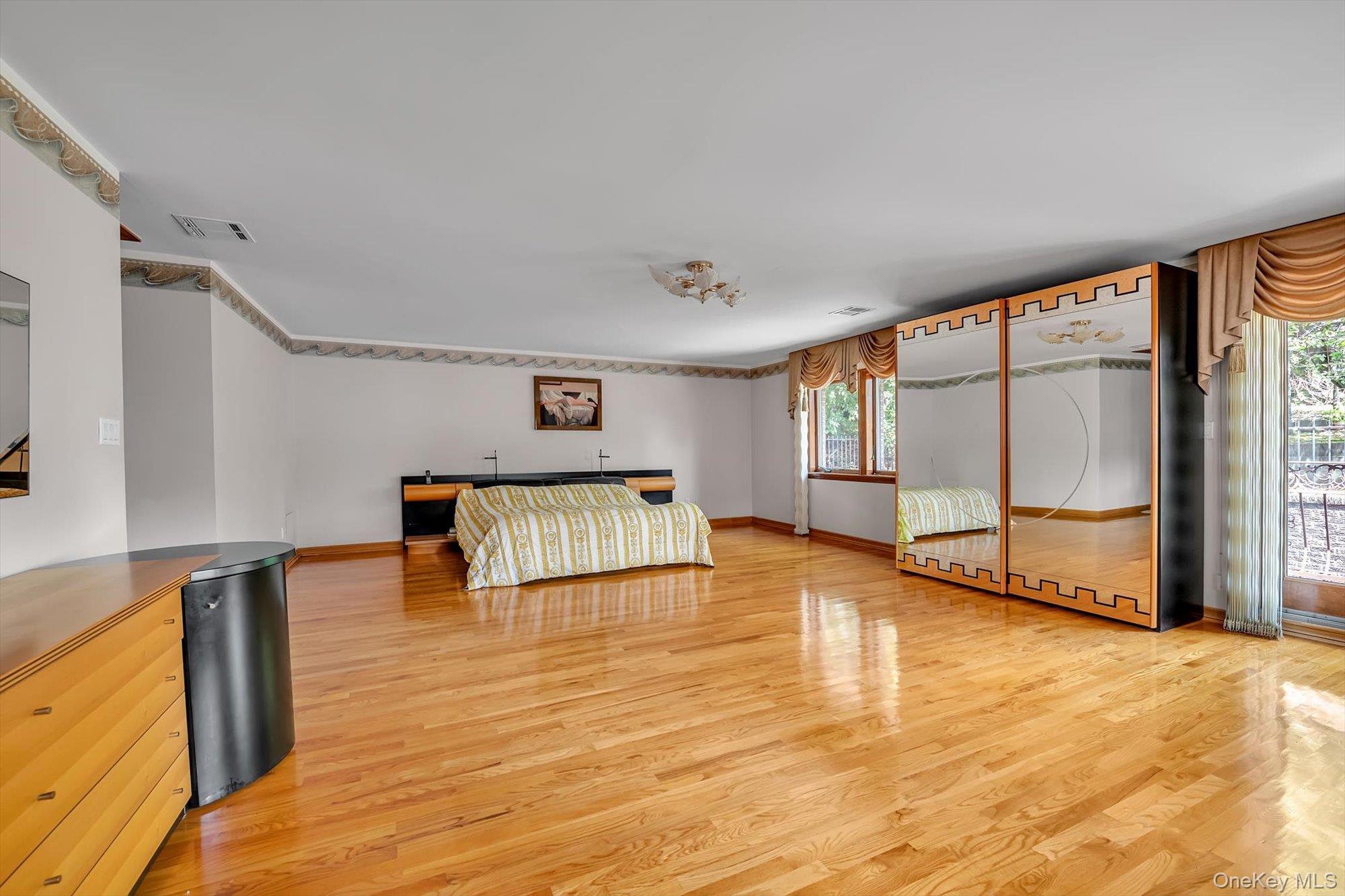 Single Family Aberdeen Road Queens, NY 11432, MLS-1003462-13