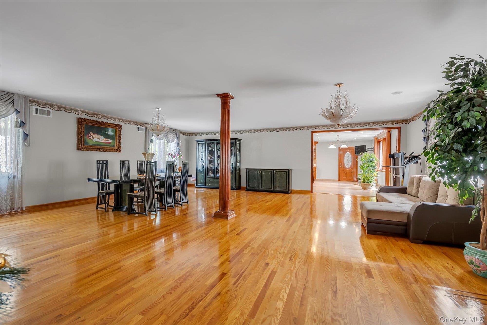 Single Family Aberdeen Road Queens, NY 11432, MLS-1003462-6