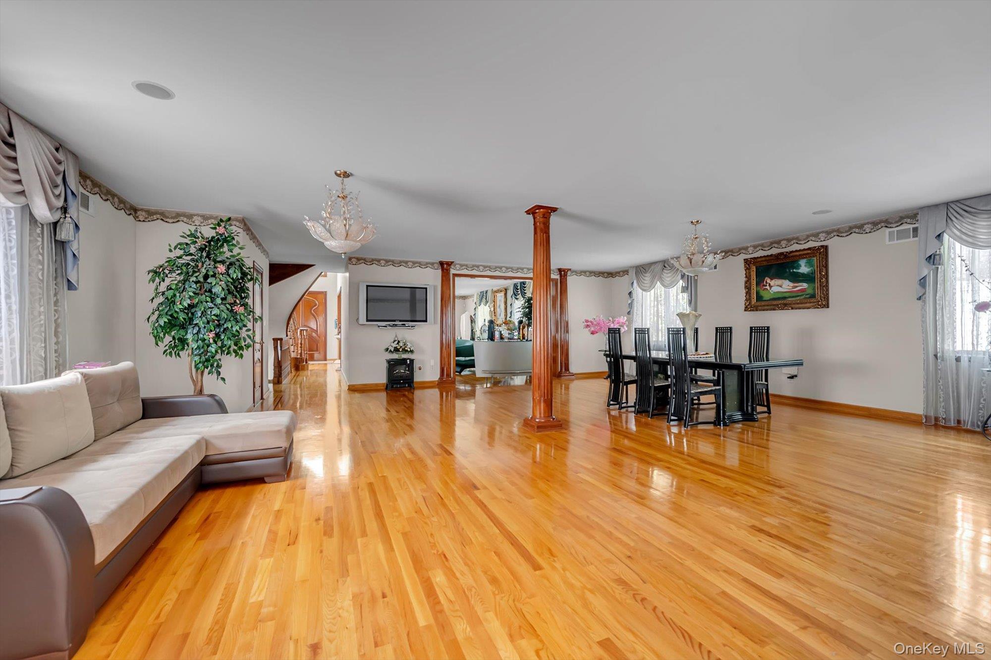 Single Family Aberdeen Road Queens, NY 11432, MLS-1003462-7