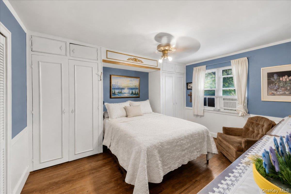 Single Family Seymour Bronx, NY 10469, MLS-1003475-8