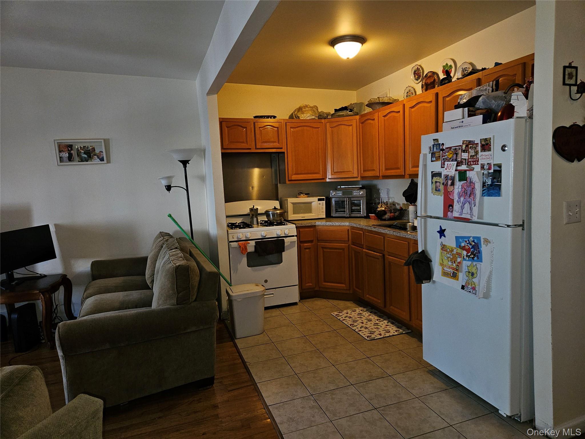 Single Family Clay  Bronx, NY 10456, MLS-1003479-2
