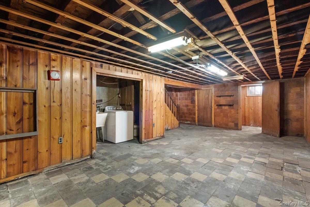 Single Family 251st  Queens, NY 11426, MLS-1003542-19