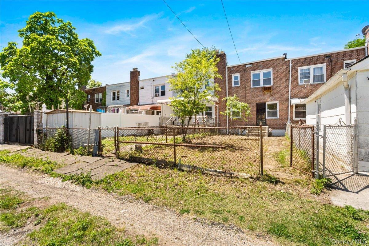 Single Family 251st  Queens, NY 11426, MLS-1003542-21
