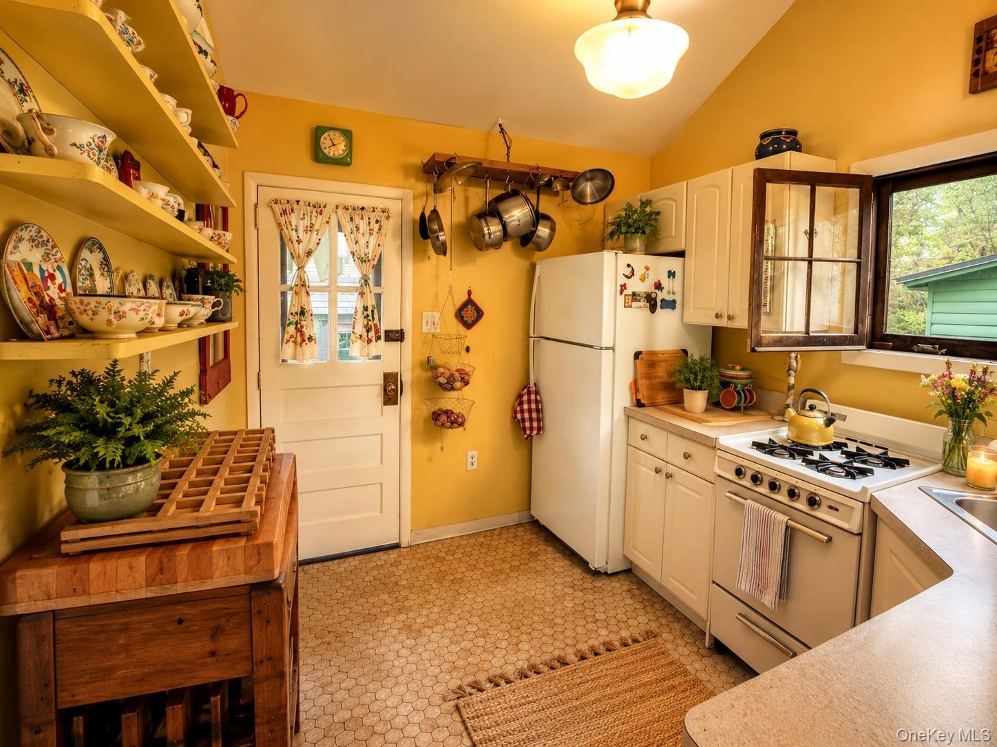 Single Family Huntington Avenue Sullivan County, NY 12720, MLS-1003549-5