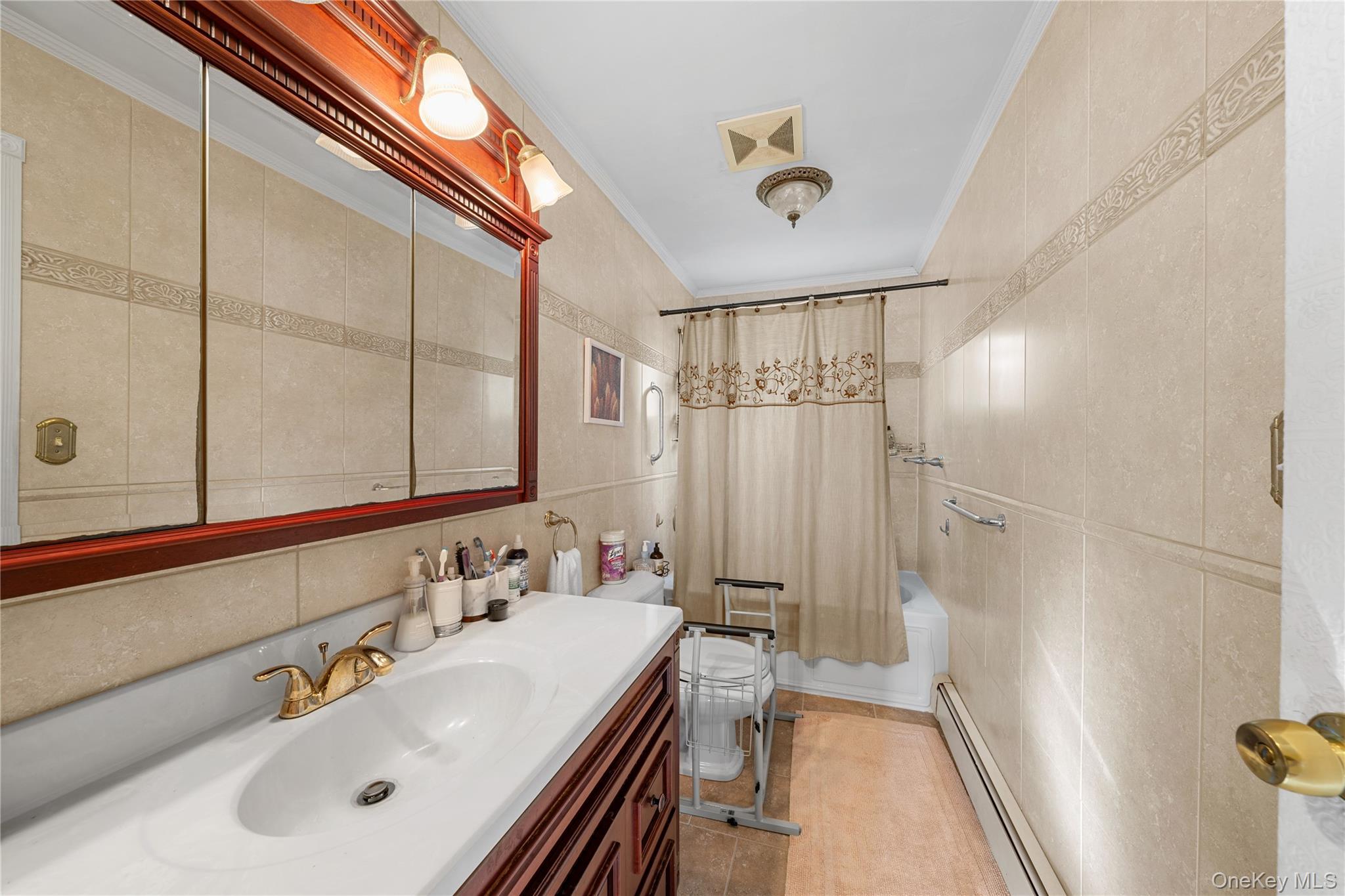 Single Family Jarvin Road  Suffolk County, NY 11776, MLS-1003555-26