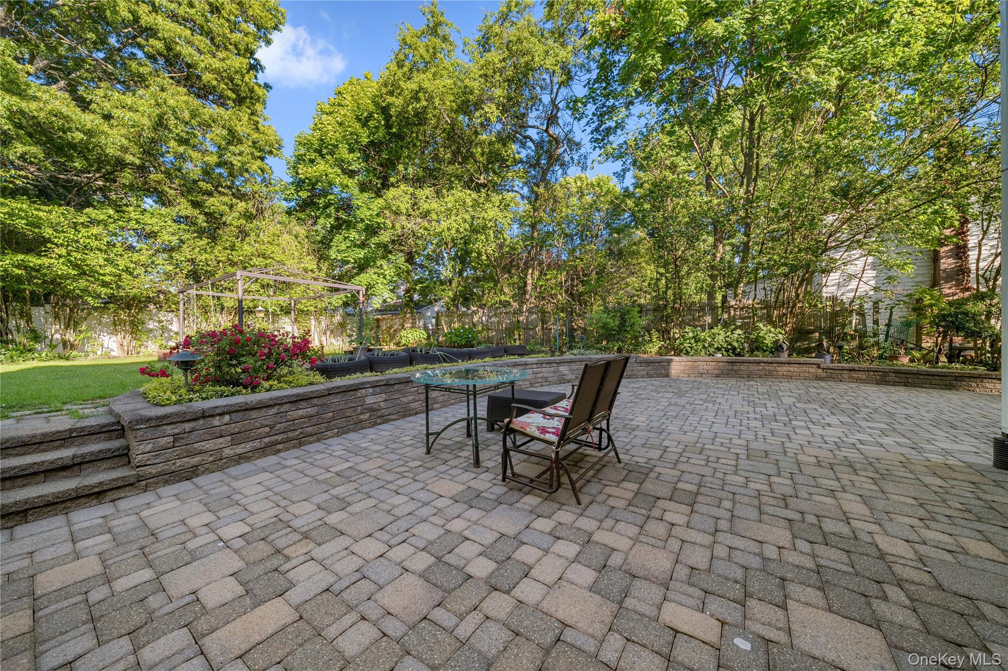 Single Family Jarvin Road  Suffolk County, NY 11776, MLS-1003555-32