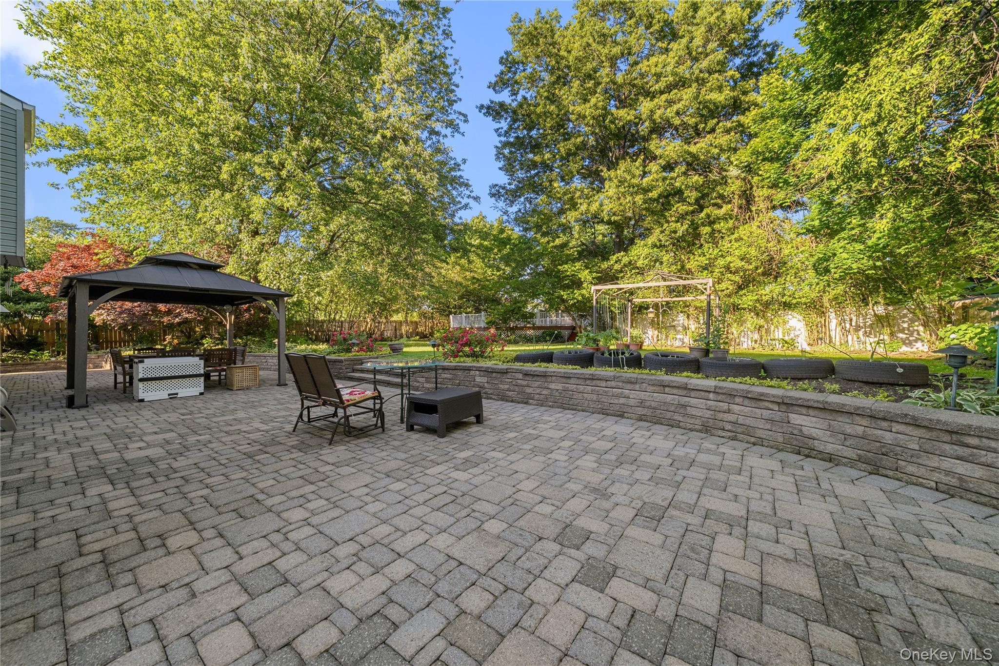 Single Family Jarvin Road  Suffolk County, NY 11776, MLS-1003555-35
