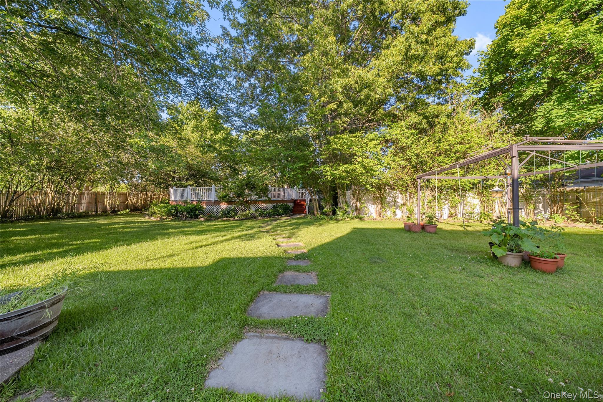 Single Family Jarvin Road  Suffolk County, NY 11776, MLS-1003555-36
