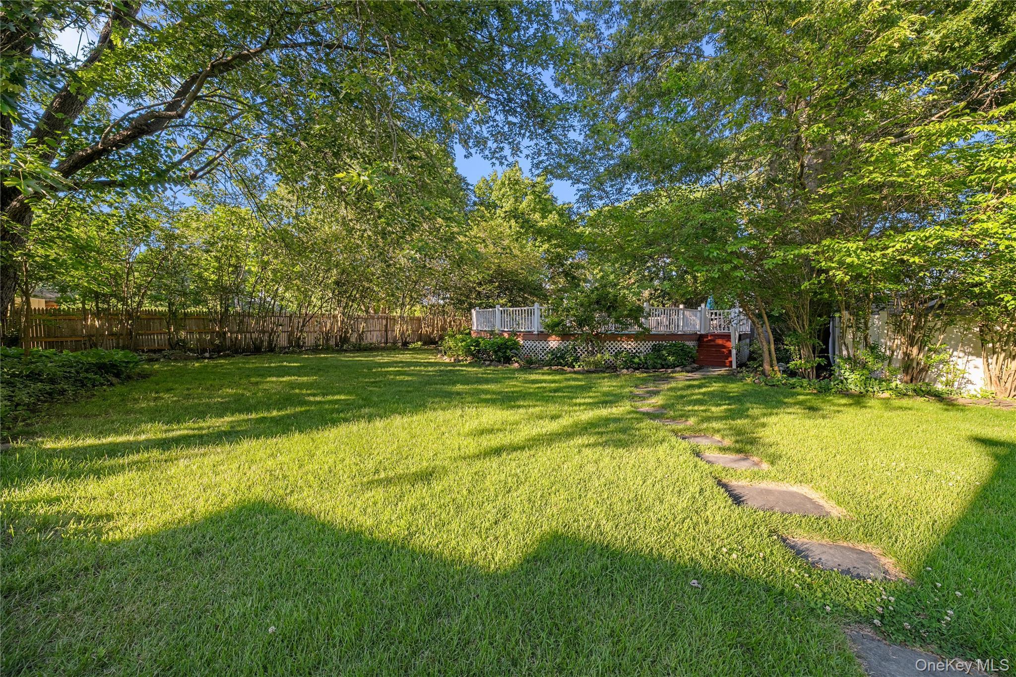 Single Family Jarvin Road  Suffolk County, NY 11776, MLS-1003555-37