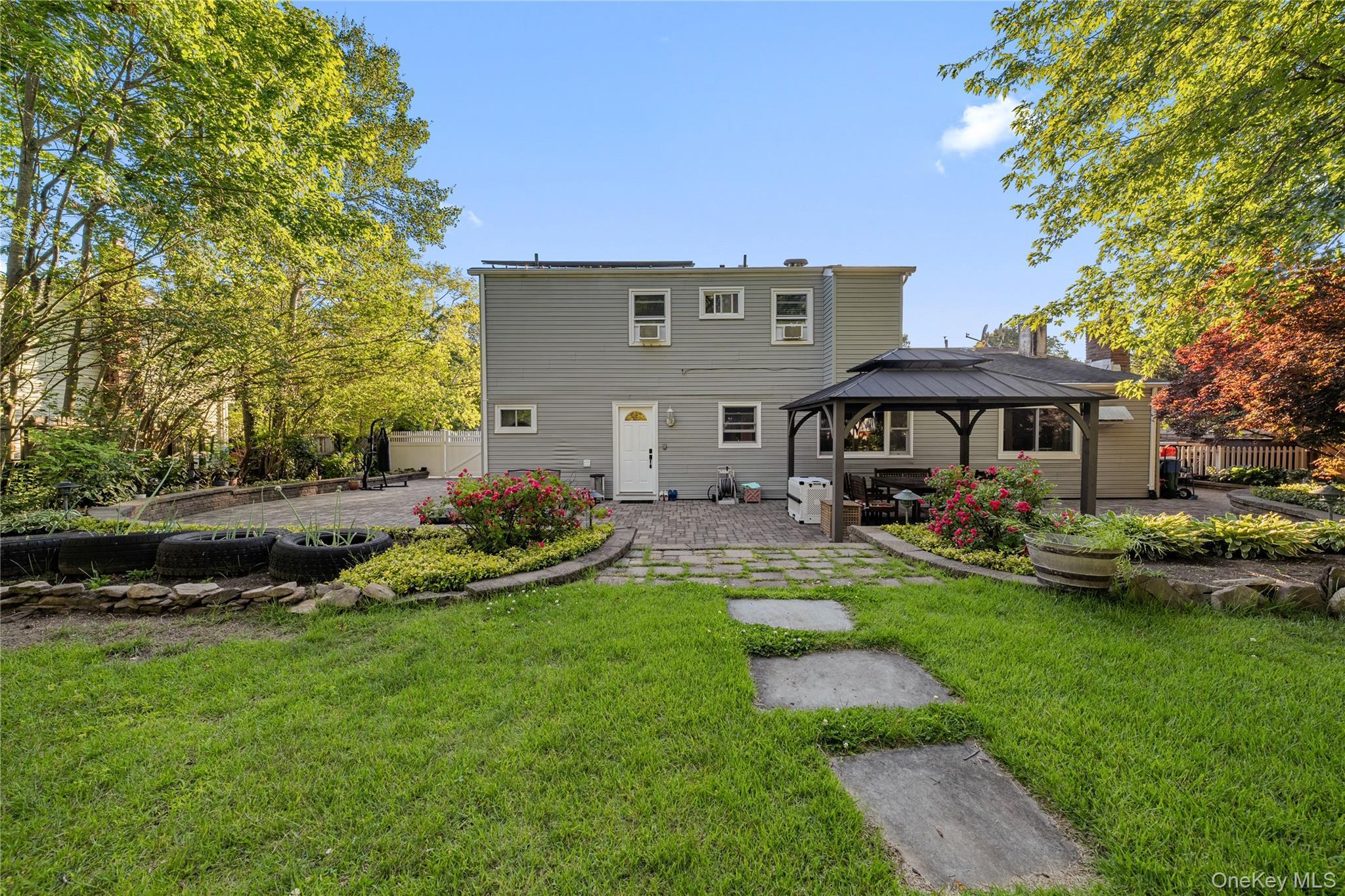 Single Family Jarvin Road  Suffolk County, NY 11776, MLS-1003555-39