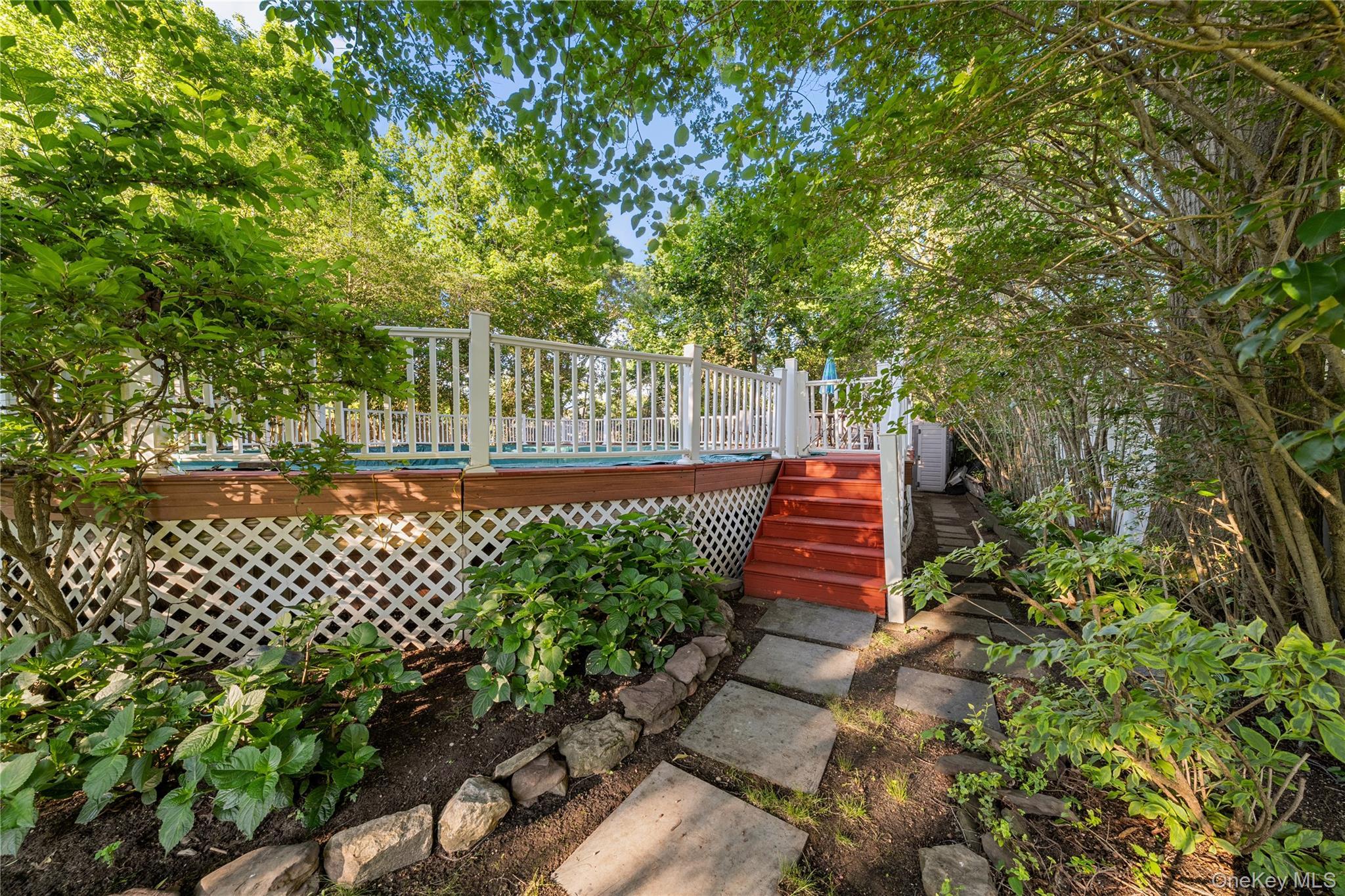 Single Family Jarvin Road  Suffolk County, NY 11776, MLS-1003555-40