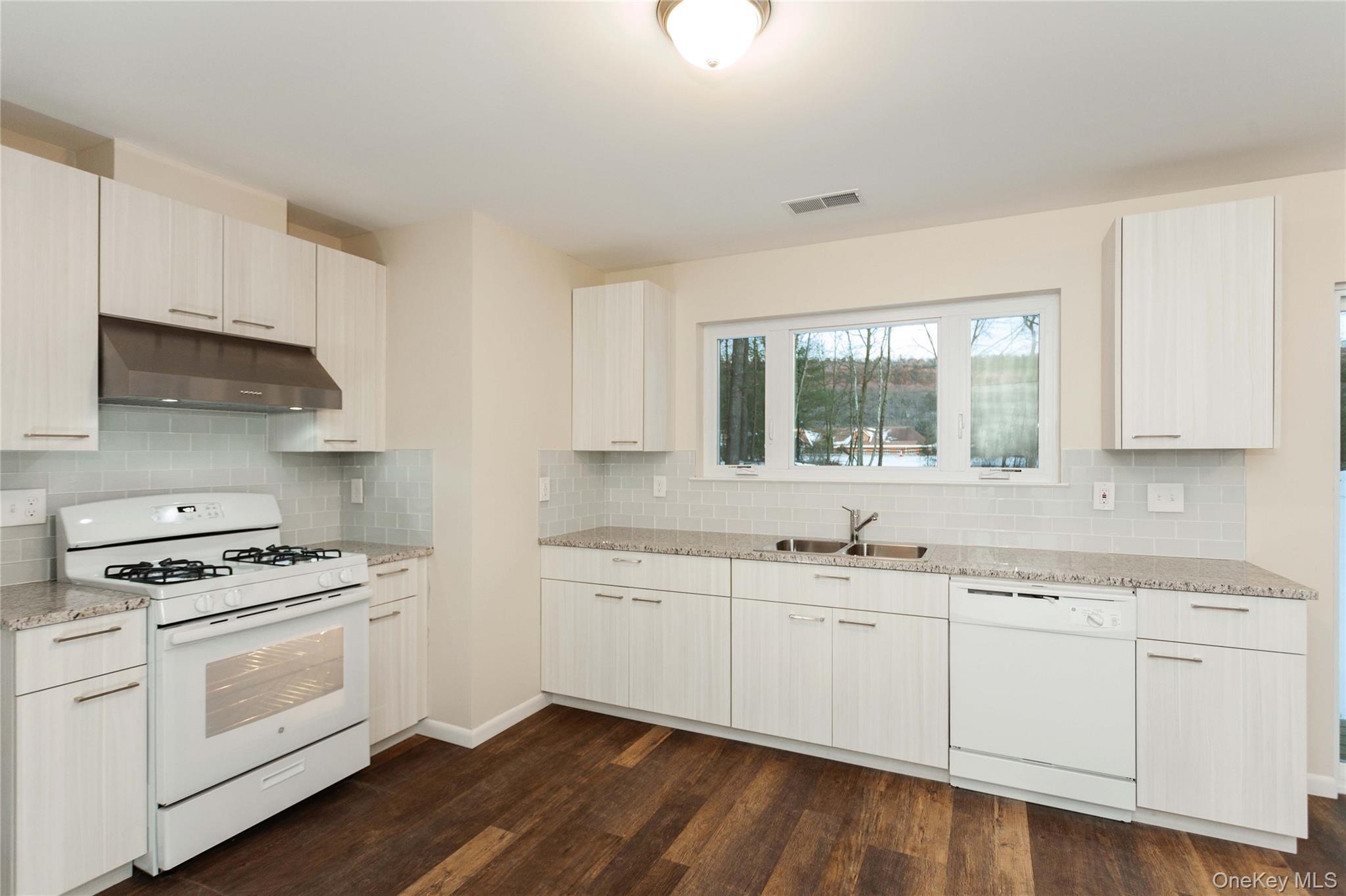 Single Family Airport Road Orange County, NY 12746, MLS-1003578-14