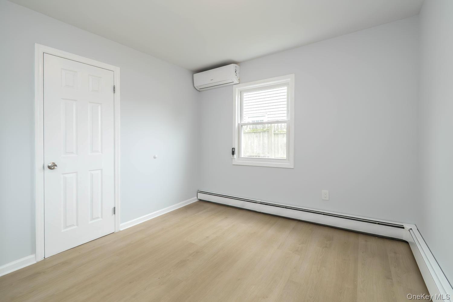 Single Family Kingfisher Nassau County, NY 11756, MLS-1003615-9