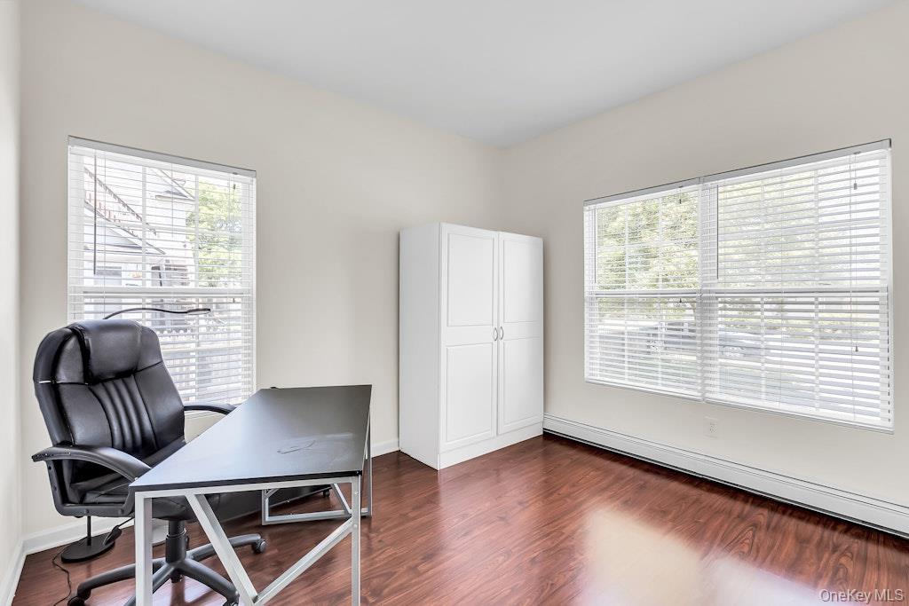 Single Family Lincoln Avenue  Suffolk County, NY 11752, MLS-1003628-13