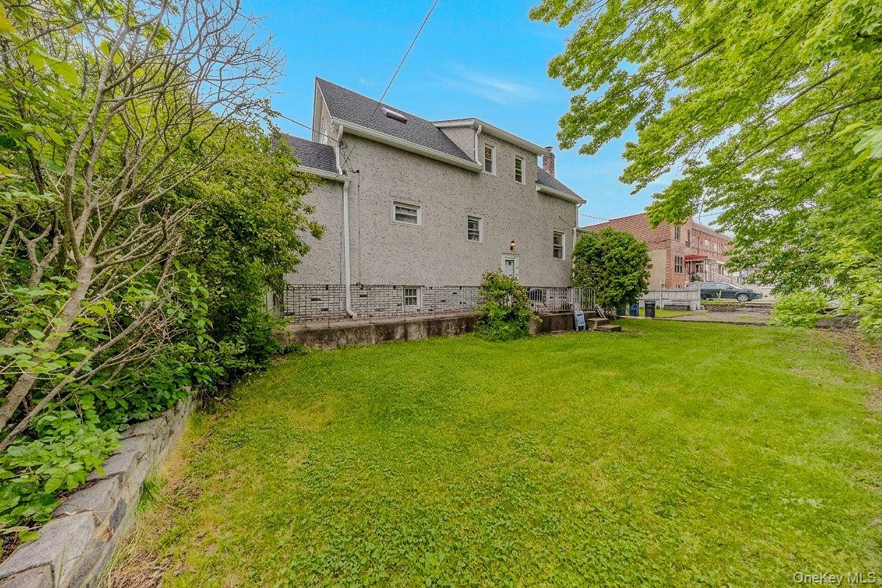 Single Family Miles Bronx, NY 10465, MLS-1003681-20