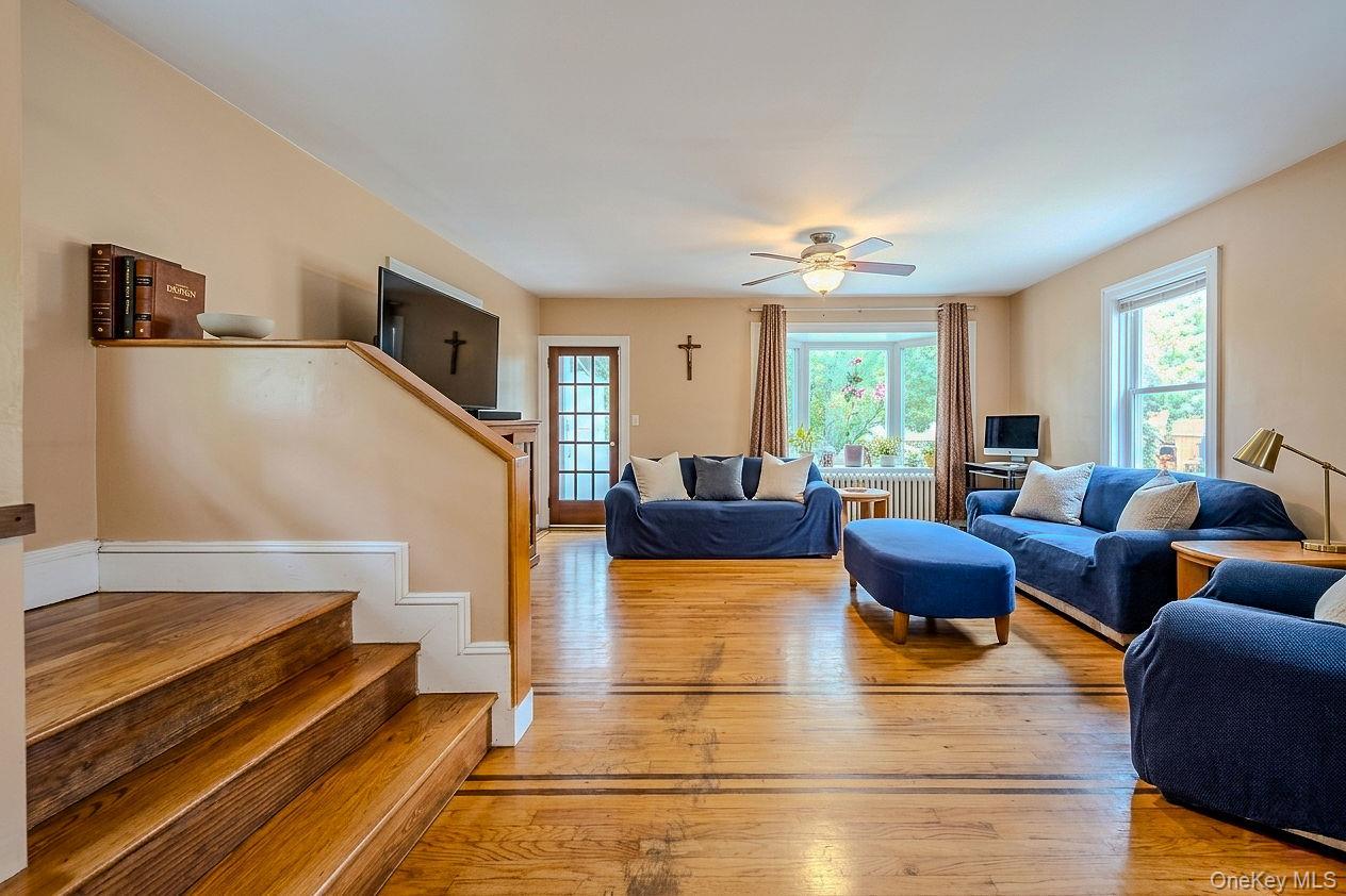 Single Family Miles Bronx, NY 10465, MLS-1003681-5