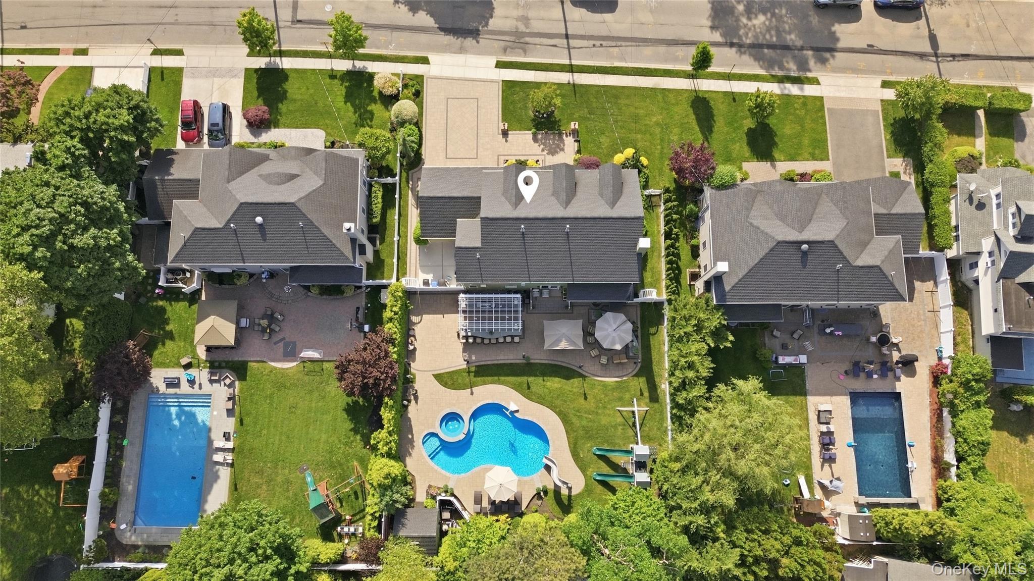 Single Family Davison Place  Nassau County, NY 11570, MLS-1003709-44
