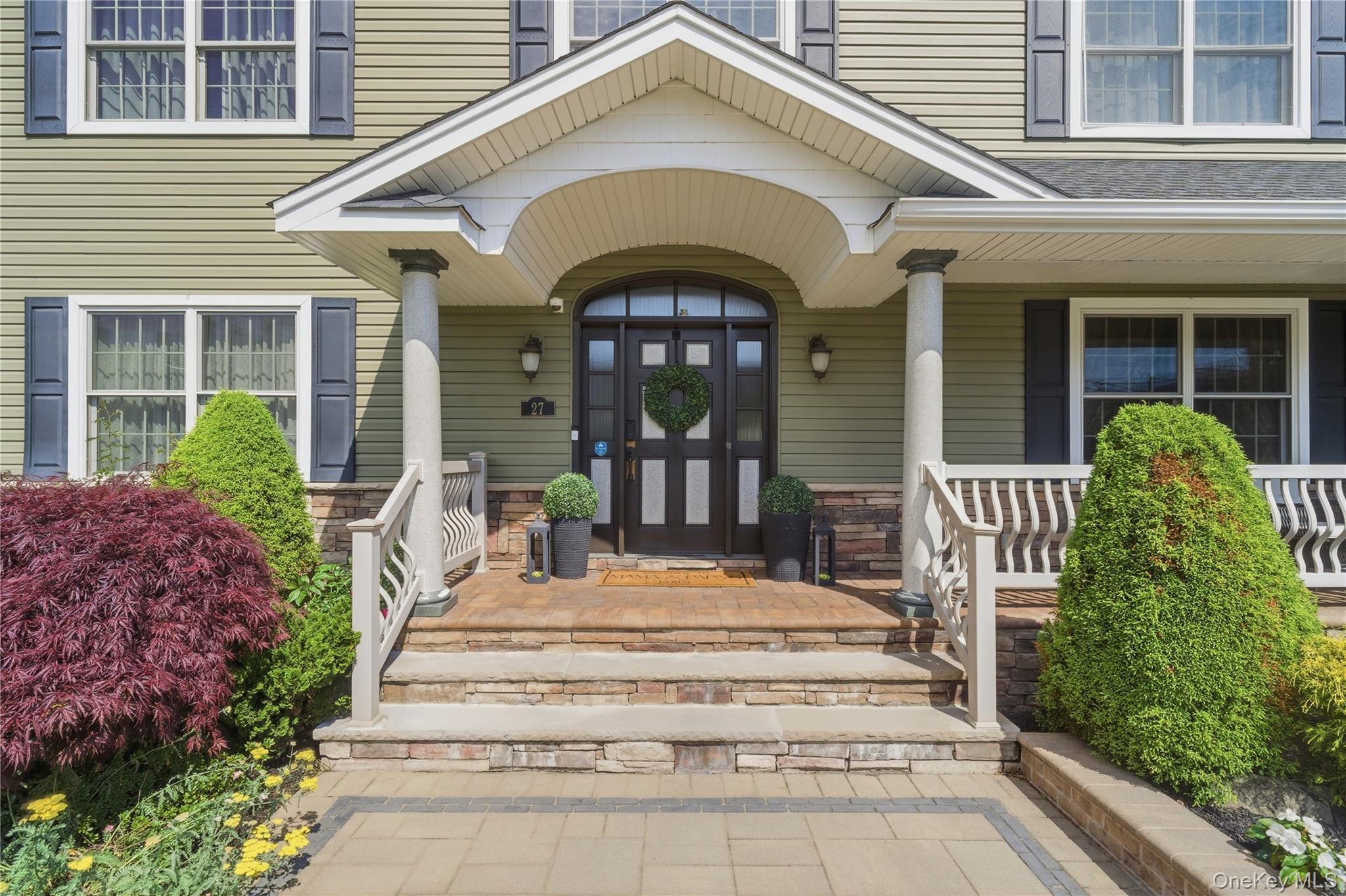 Single Family Davison Place  Nassau County, NY 11570, MLS-1003709-8