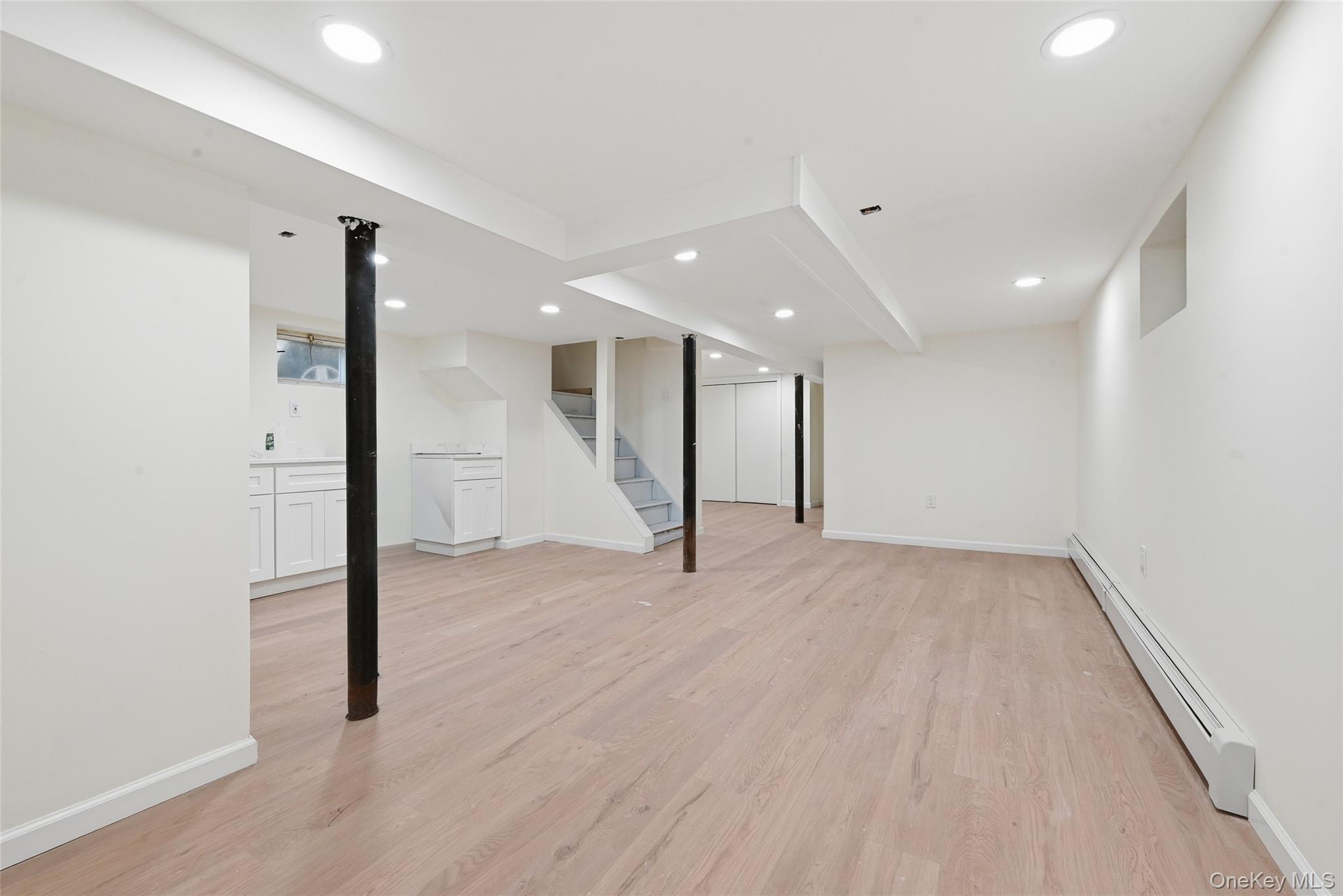 Single Family Springfield Queens, NY 11428, MLS-1003739-16