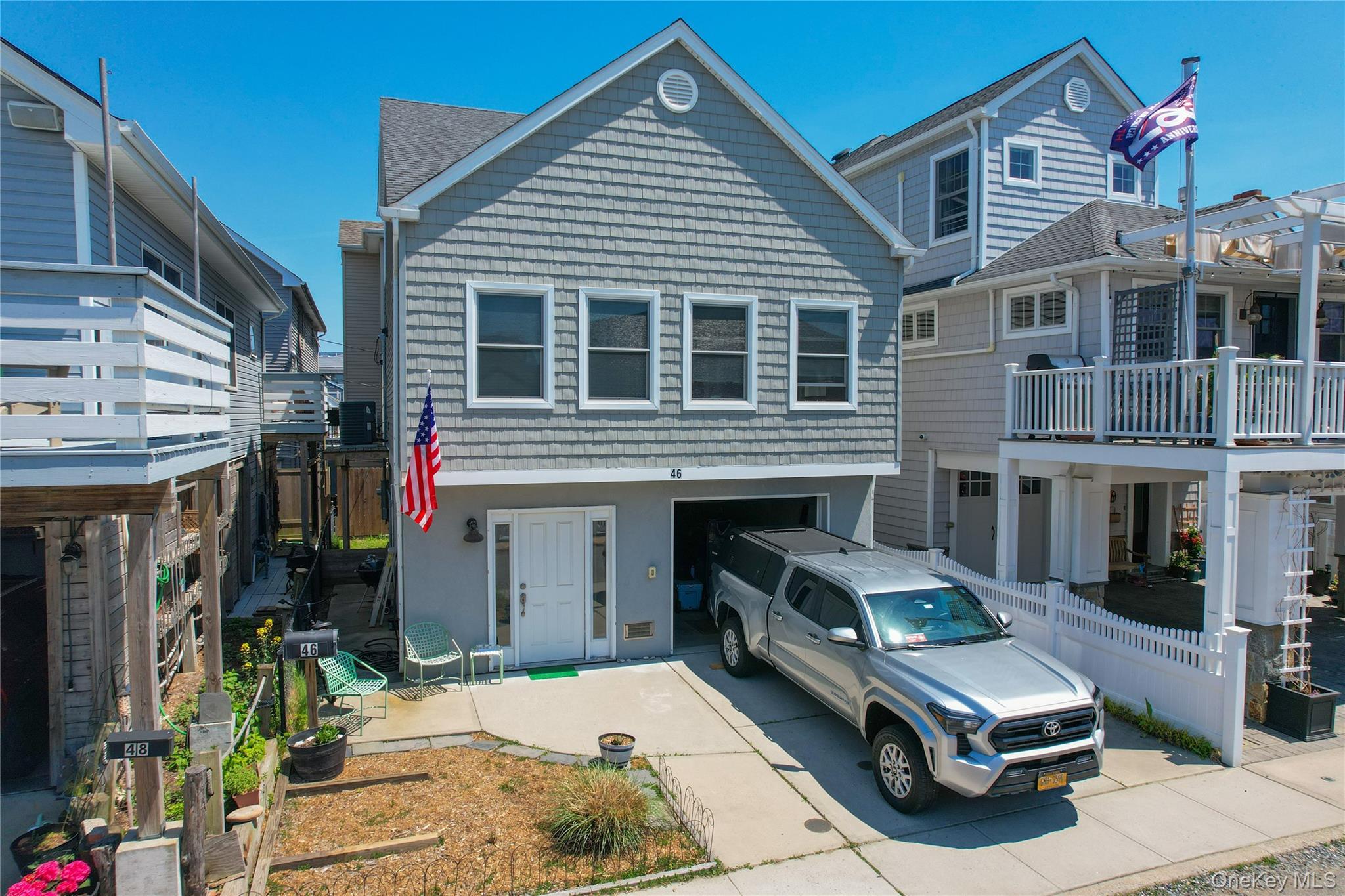 Single Family Florida Street  Nassau County, NY 11561, MLS-1003747-22