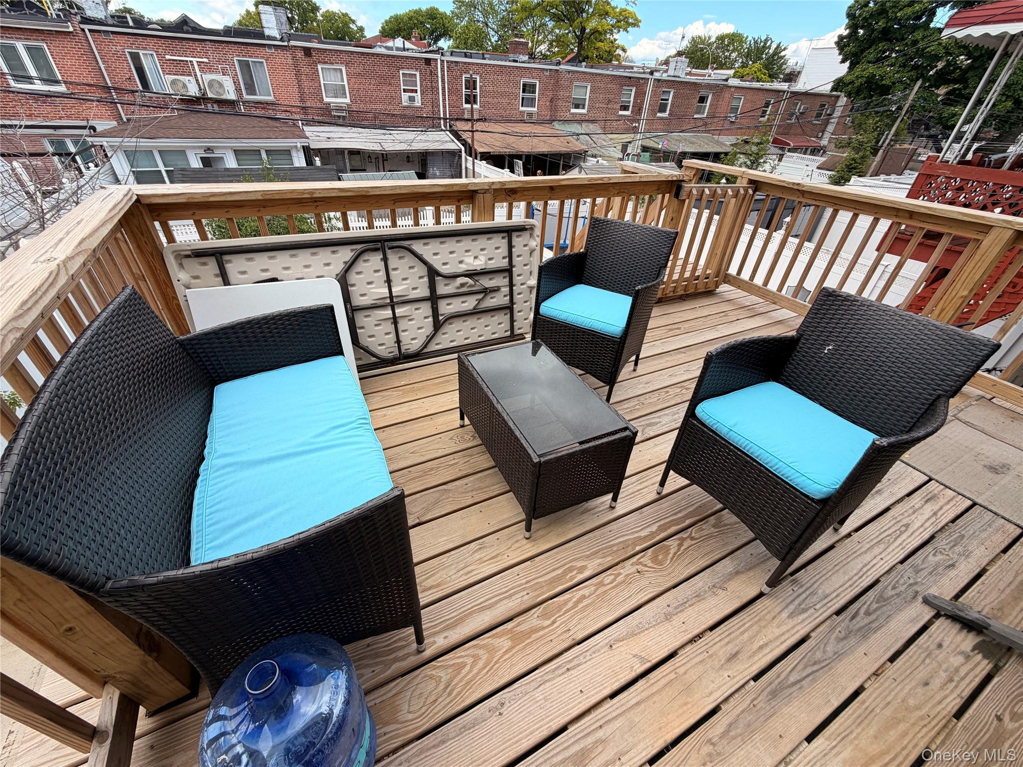 Single Family Balcom Bronx, NY 10465, MLS-1003750-11