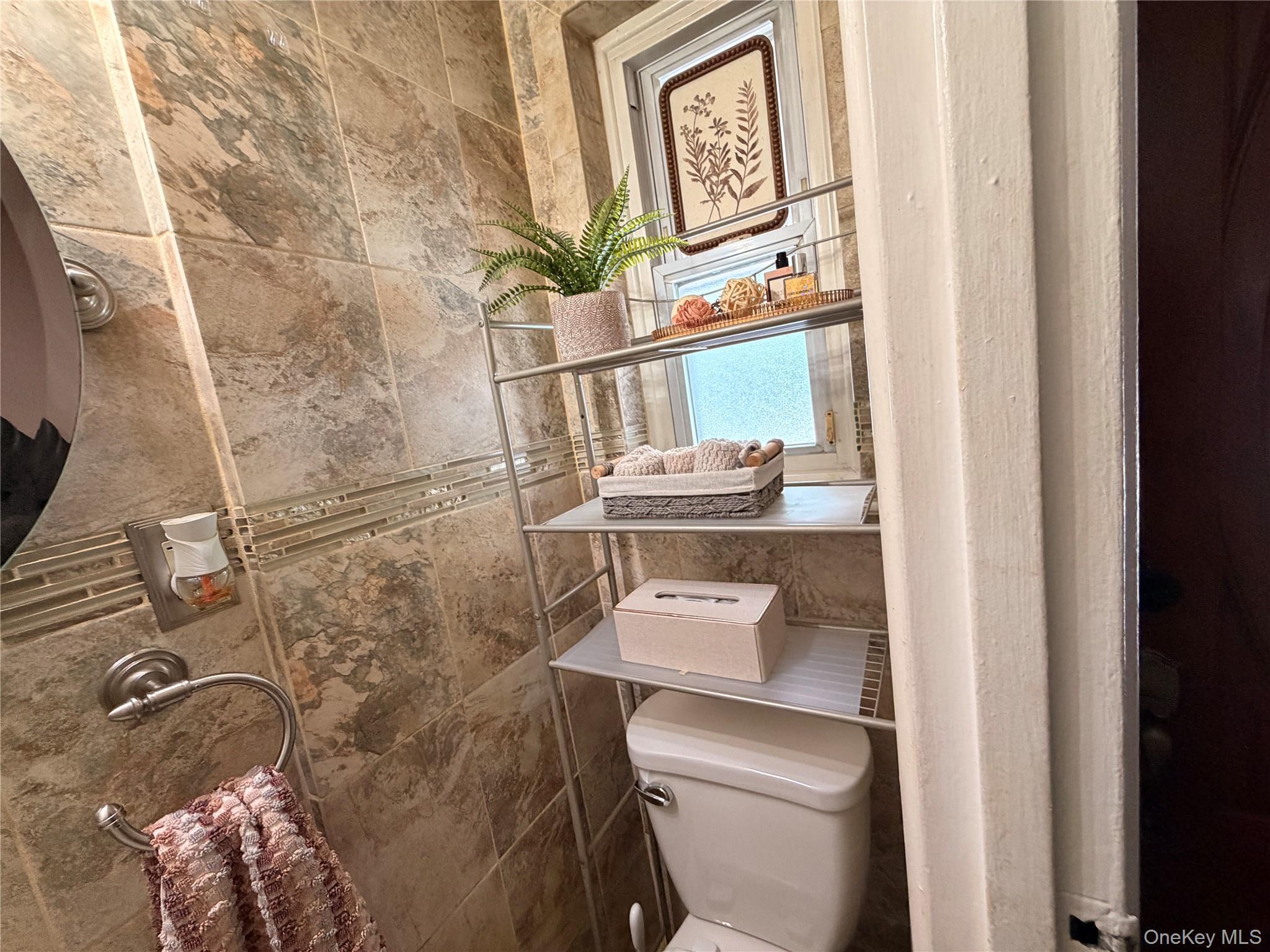 Single Family Balcom Bronx, NY 10465, MLS-1003750-7