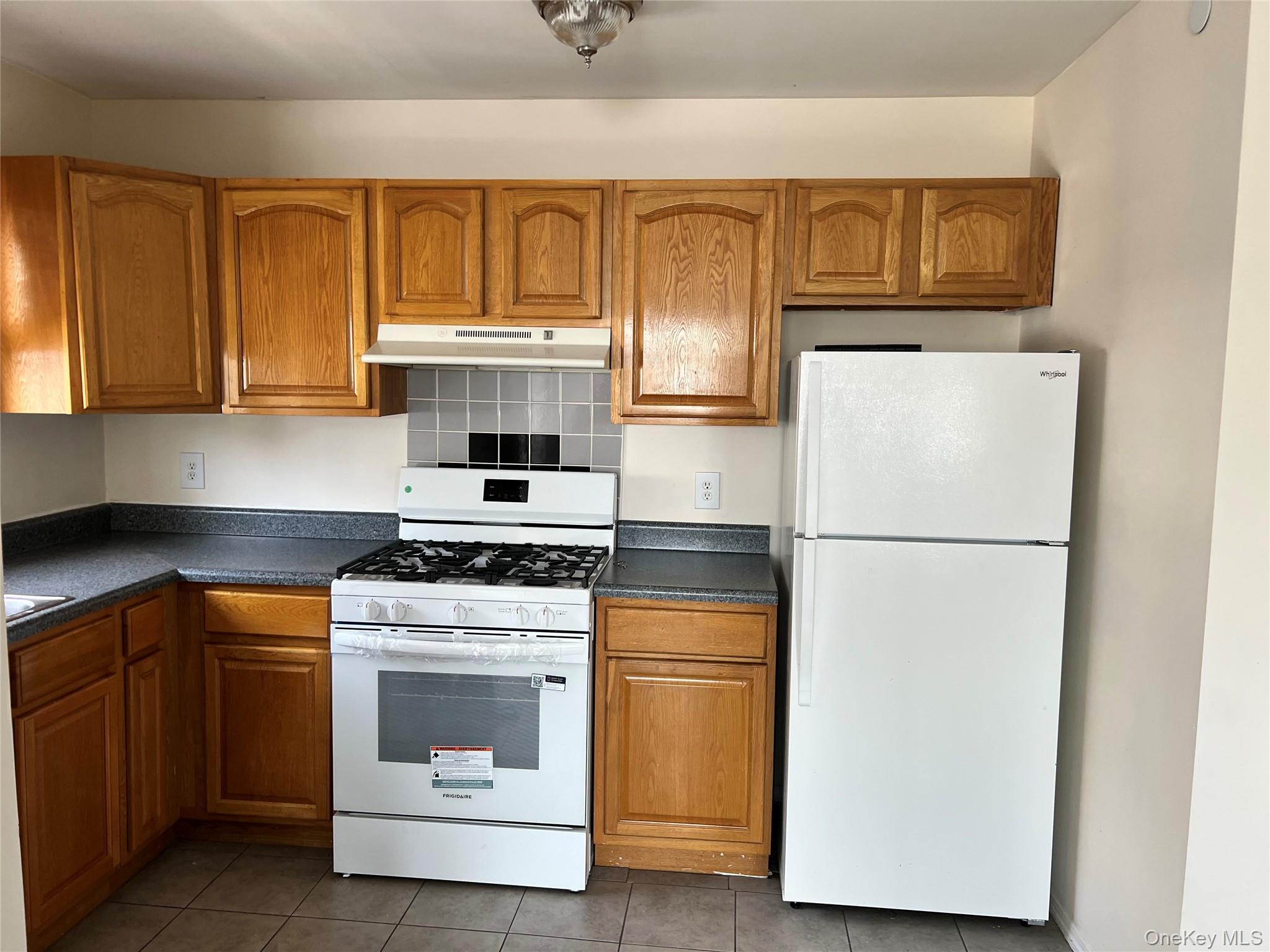 Apartment Beach 36th Street  Queens, NY 11691, MLS-1003777-6