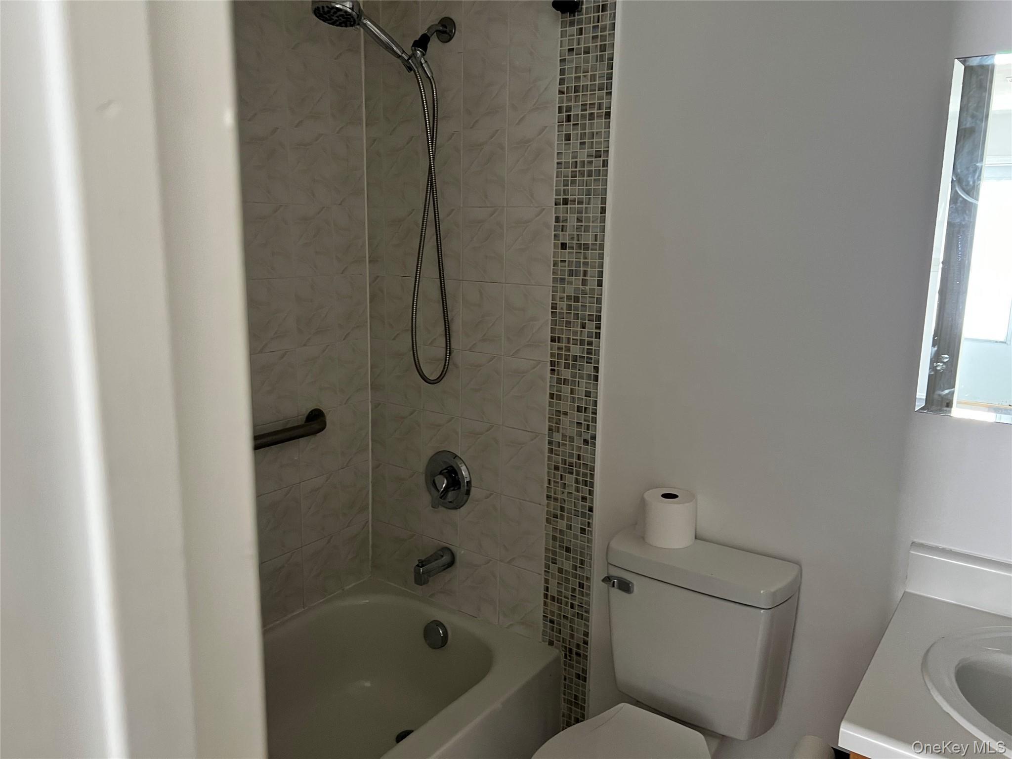 Apartment Beach 36th Street  Queens, NY 11691, MLS-1003777-8