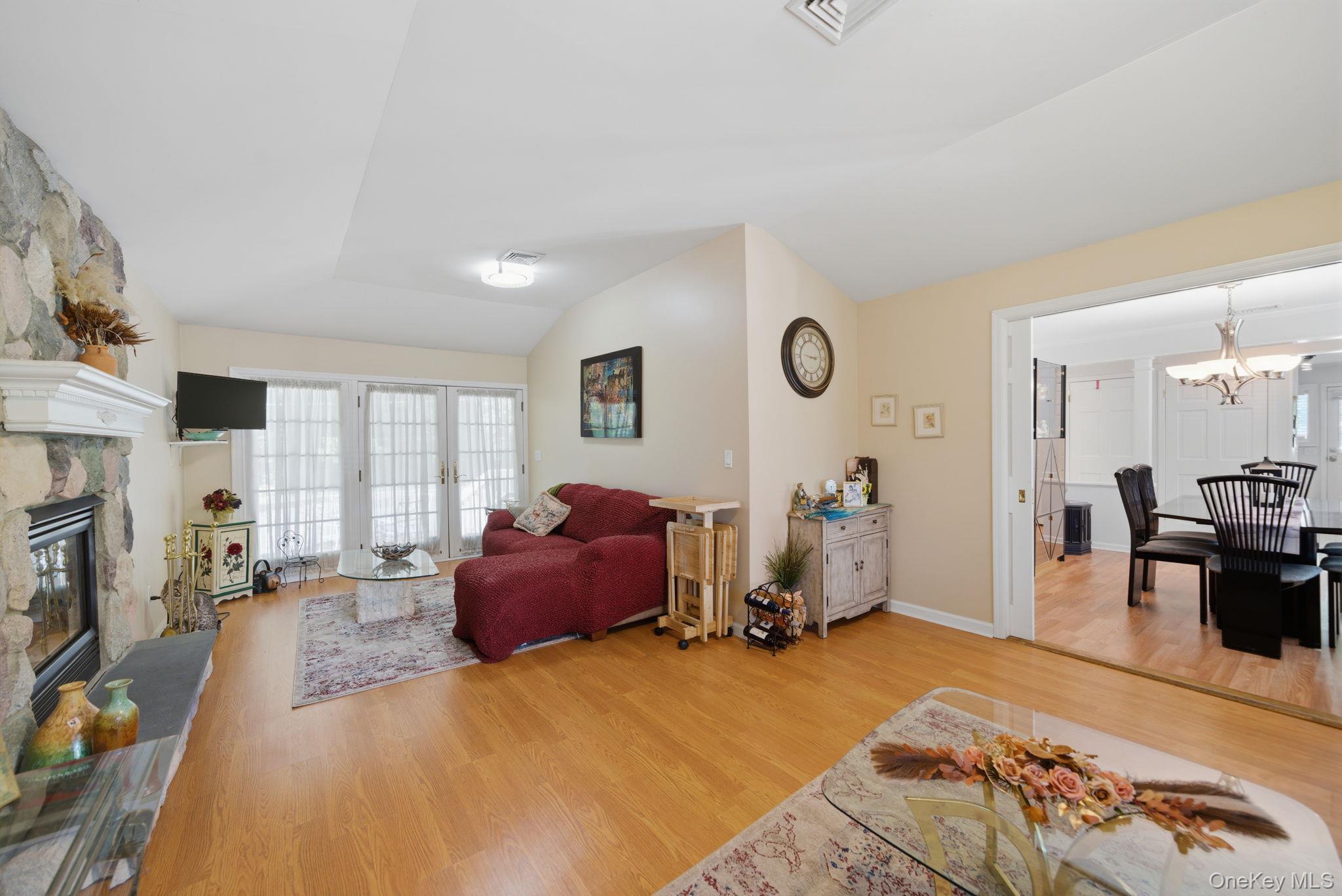 Single Family Coe Place  Suffolk County, NY 11746, MLS-1003811-11