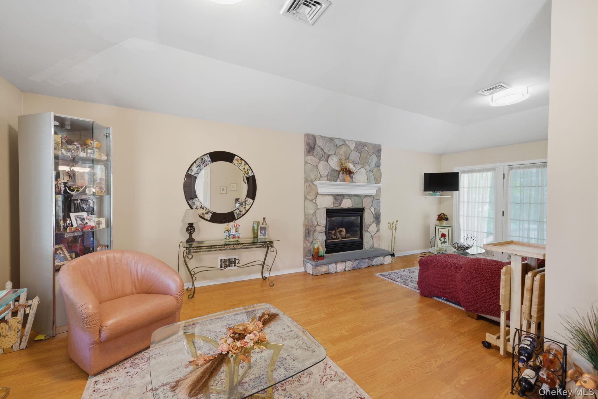 Single Family Coe Place  Suffolk County, NY 11746, MLS-1003811-12