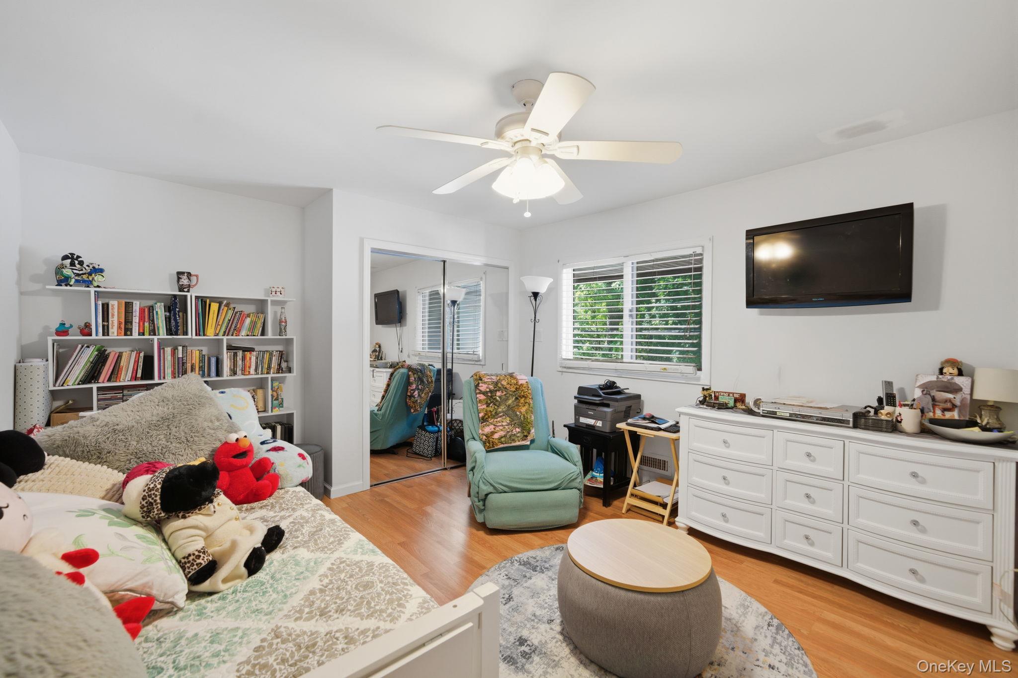 Single Family Coe Place  Suffolk County, NY 11746, MLS-1003811-20