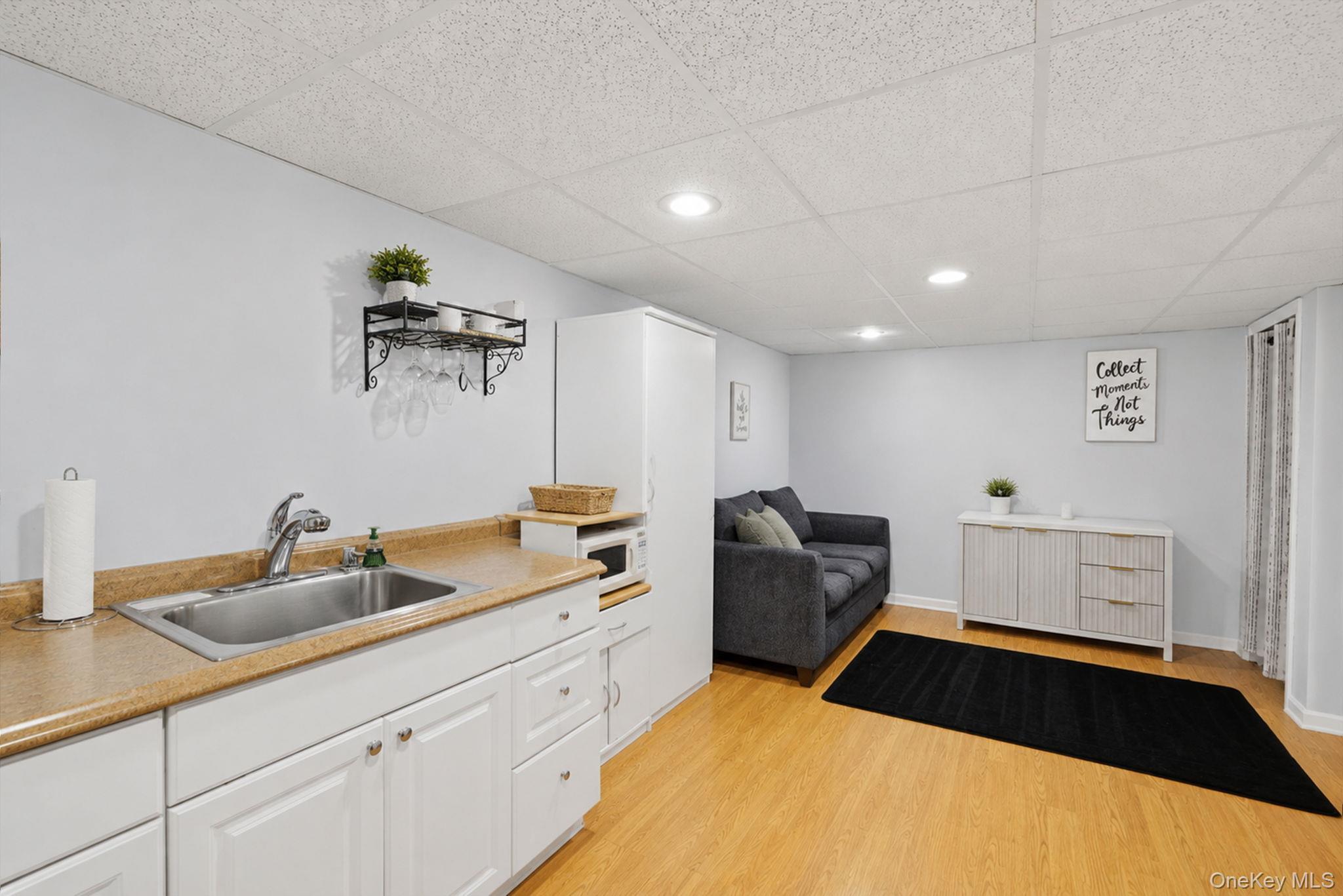 Single Family Coe Place  Suffolk County, NY 11746, MLS-1003811-29