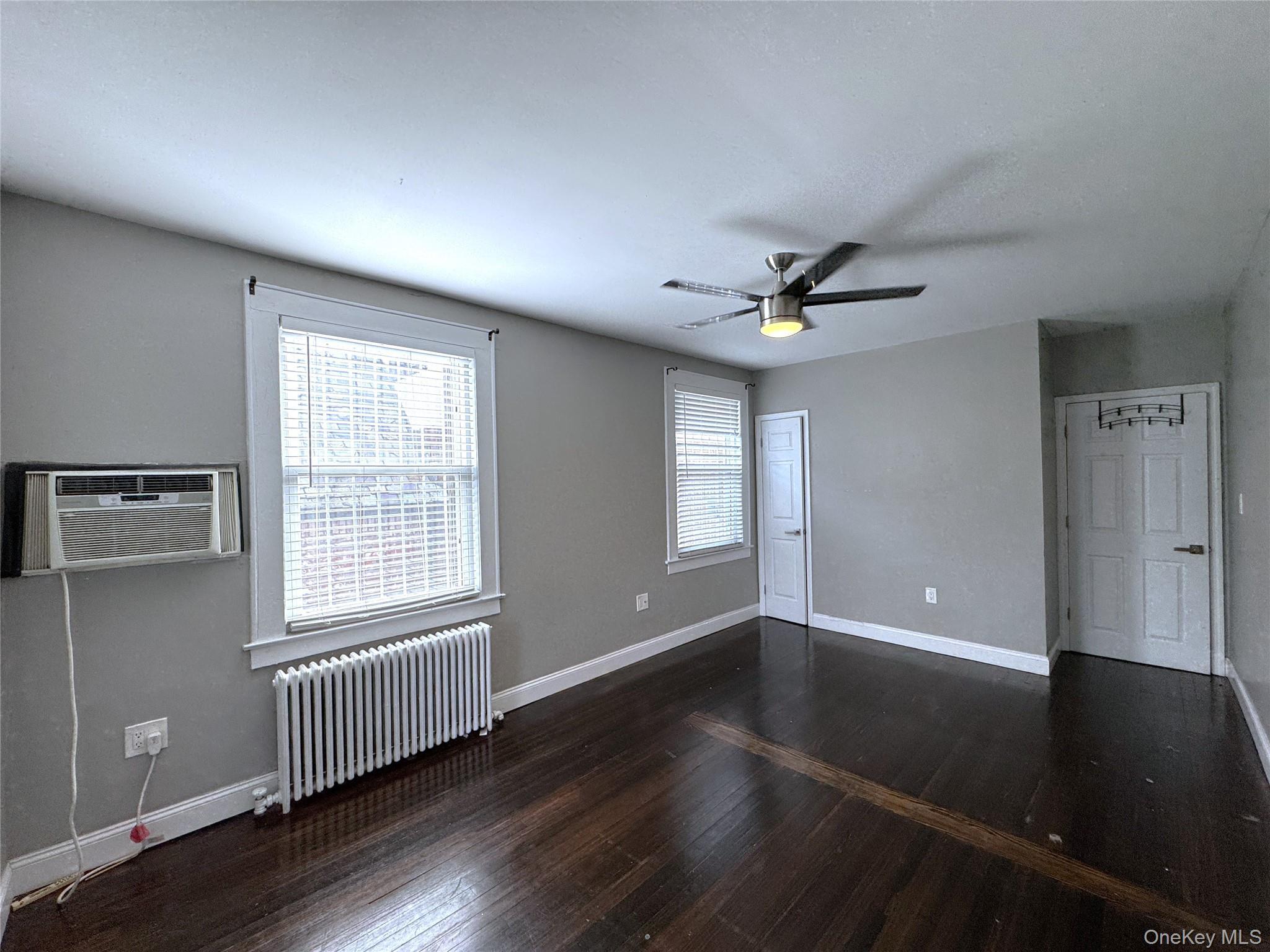 Single Family Bayside Avenue Queens, NY 11354, MLS-1003832-16