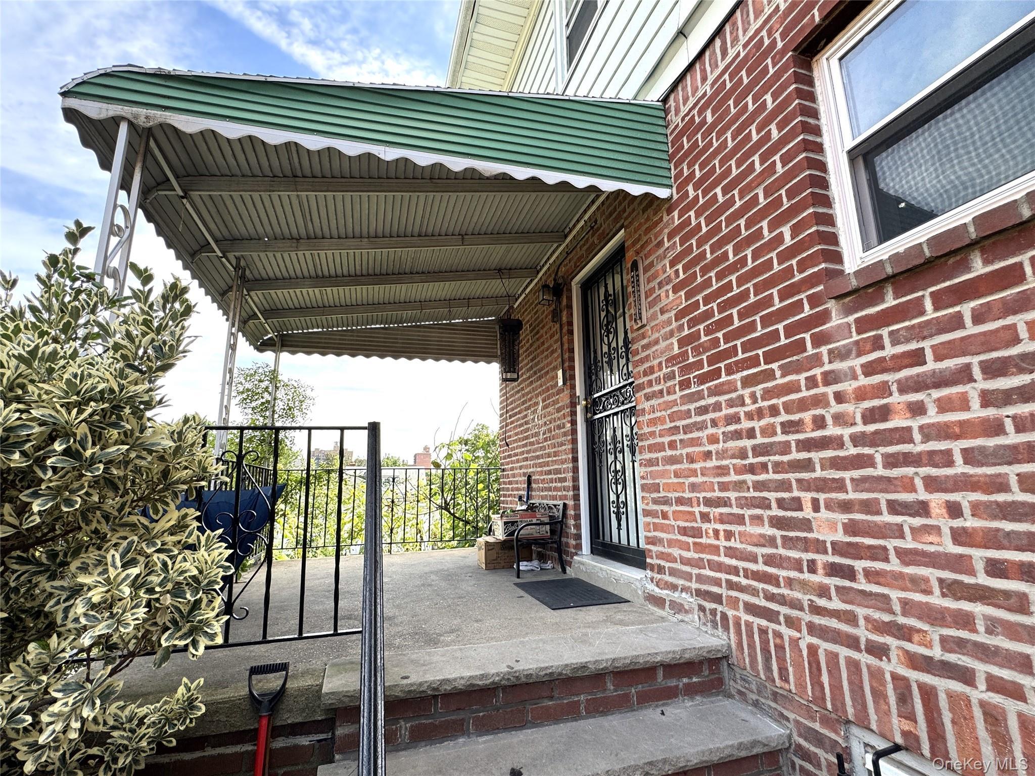 Single Family Bayside Avenue Queens, NY 11354, MLS-1003832-42