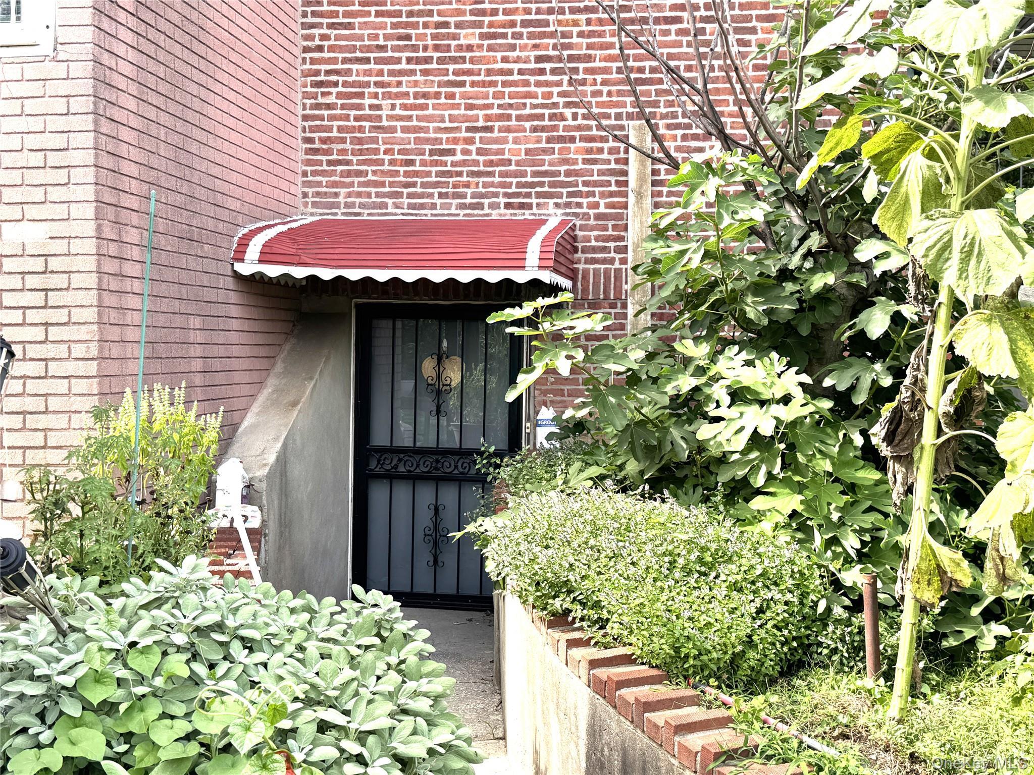 Single Family Bayside Avenue Queens, NY 11354, MLS-1003832-43