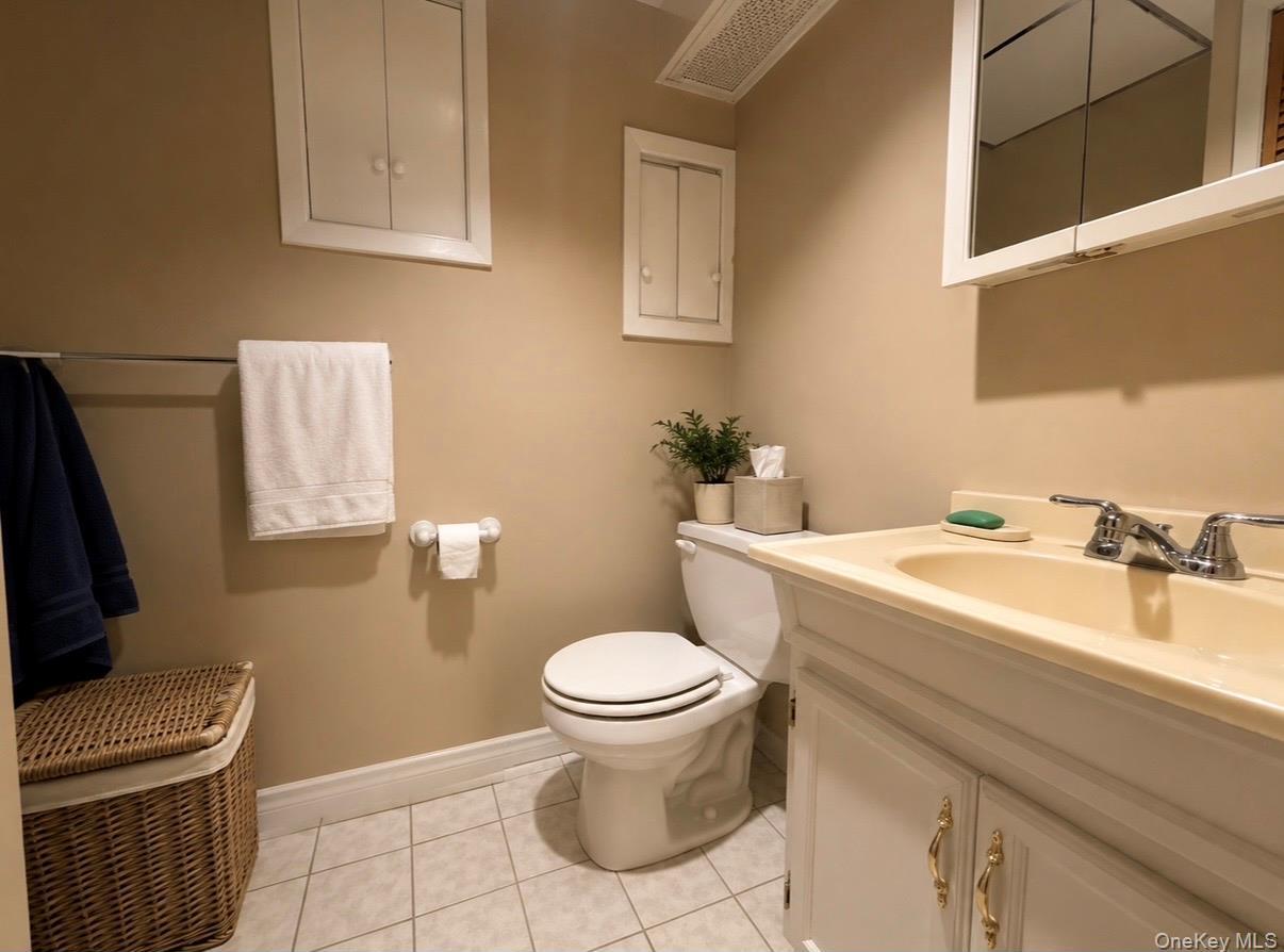 Single Family 66th Queens, NY 11379, MLS-1003844-10