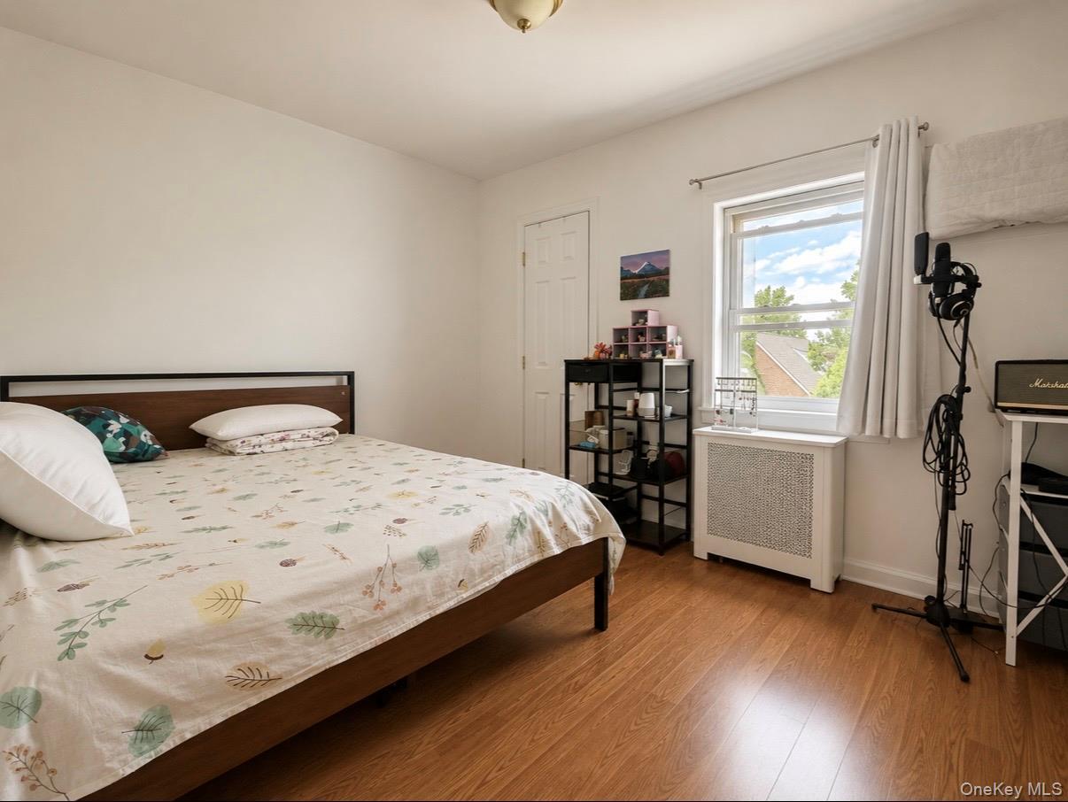 Single Family 66th Queens, NY 11379, MLS-1003844-4