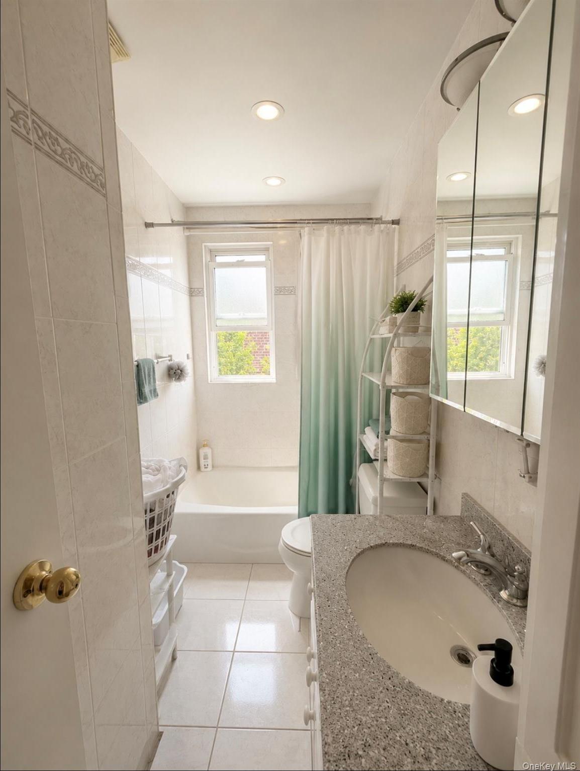 Single Family 66th Queens, NY 11379, MLS-1003844-9