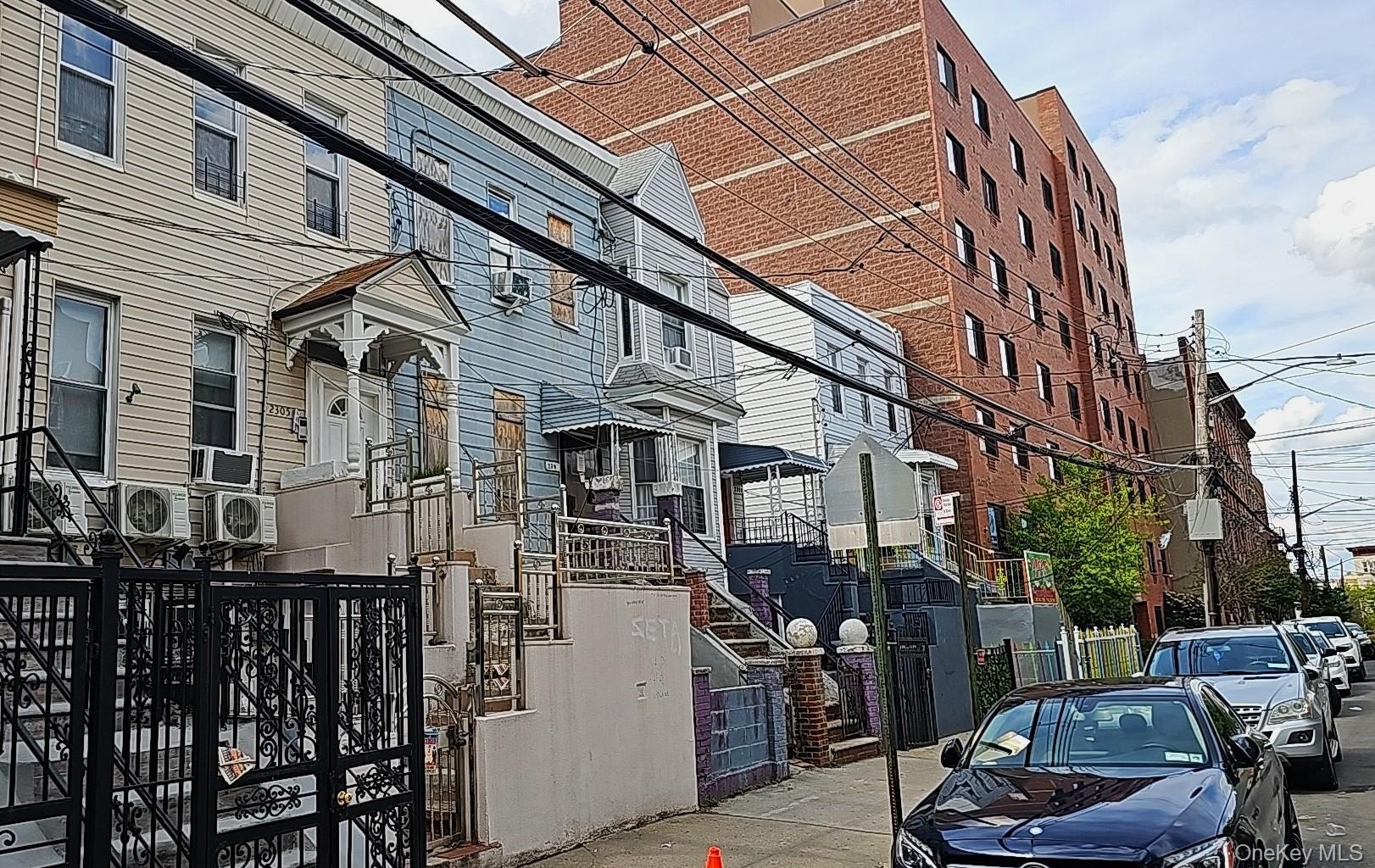 Single Family Cambreleng Bronx, NY 10458, MLS-1003849-2