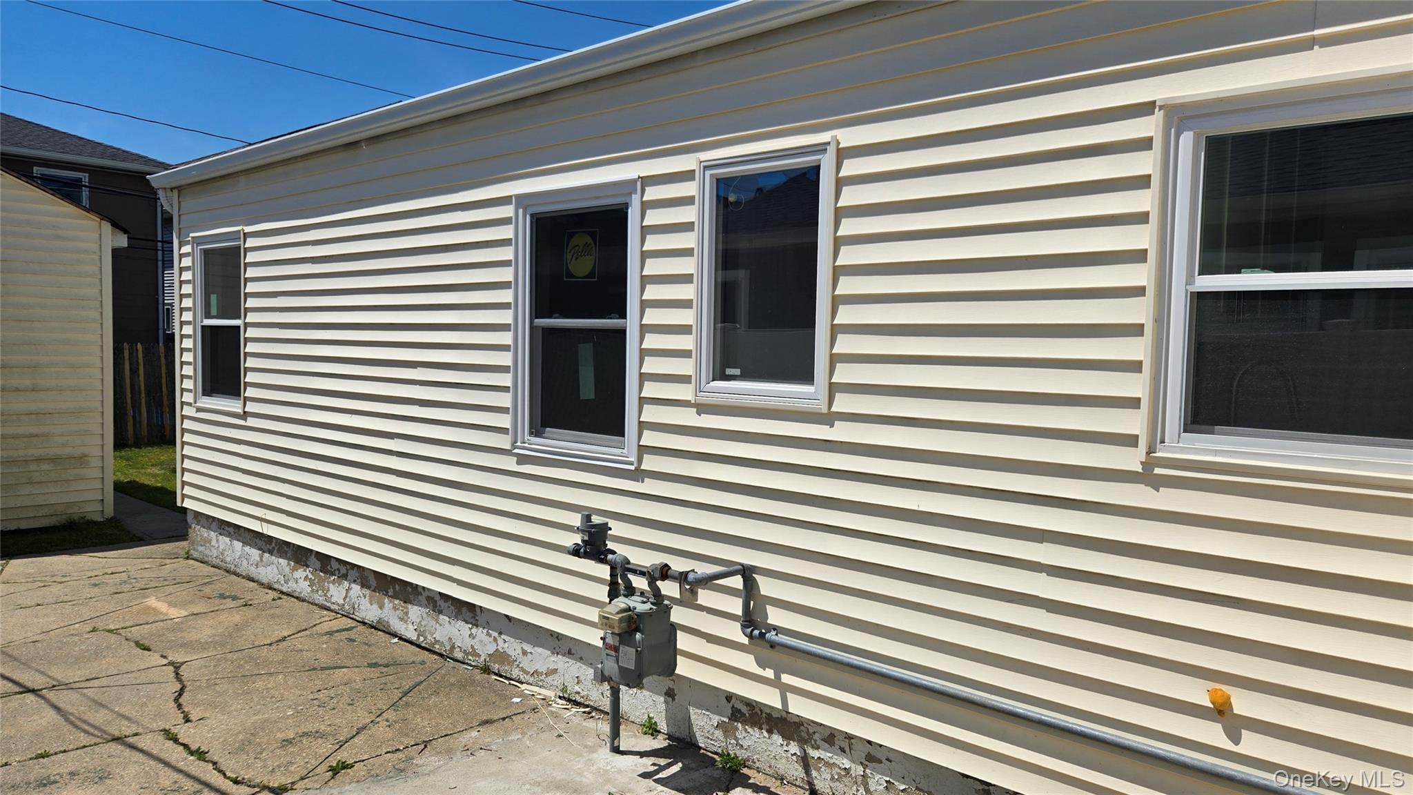 Single Family E Park Avenue Nassau County, NY 11561, MLS-1003876-15