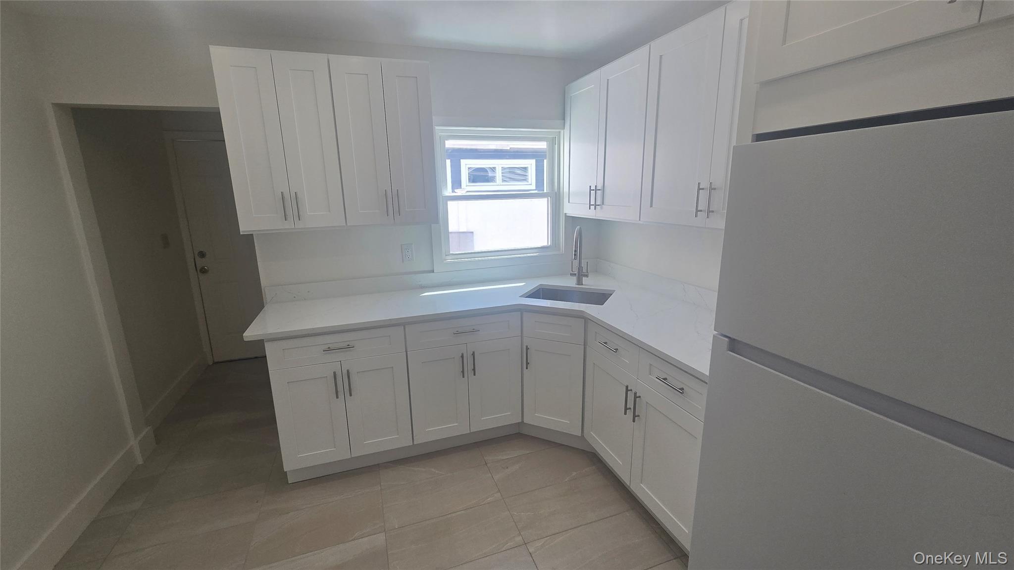 Single Family E Park Avenue Nassau County, NY 11561, MLS-1003876-3