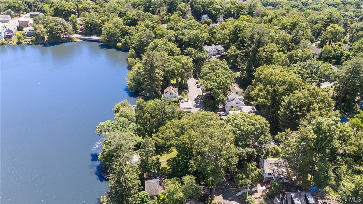 Single Family Lake  Putnam County, NY 10537, MLS-1003930-34
